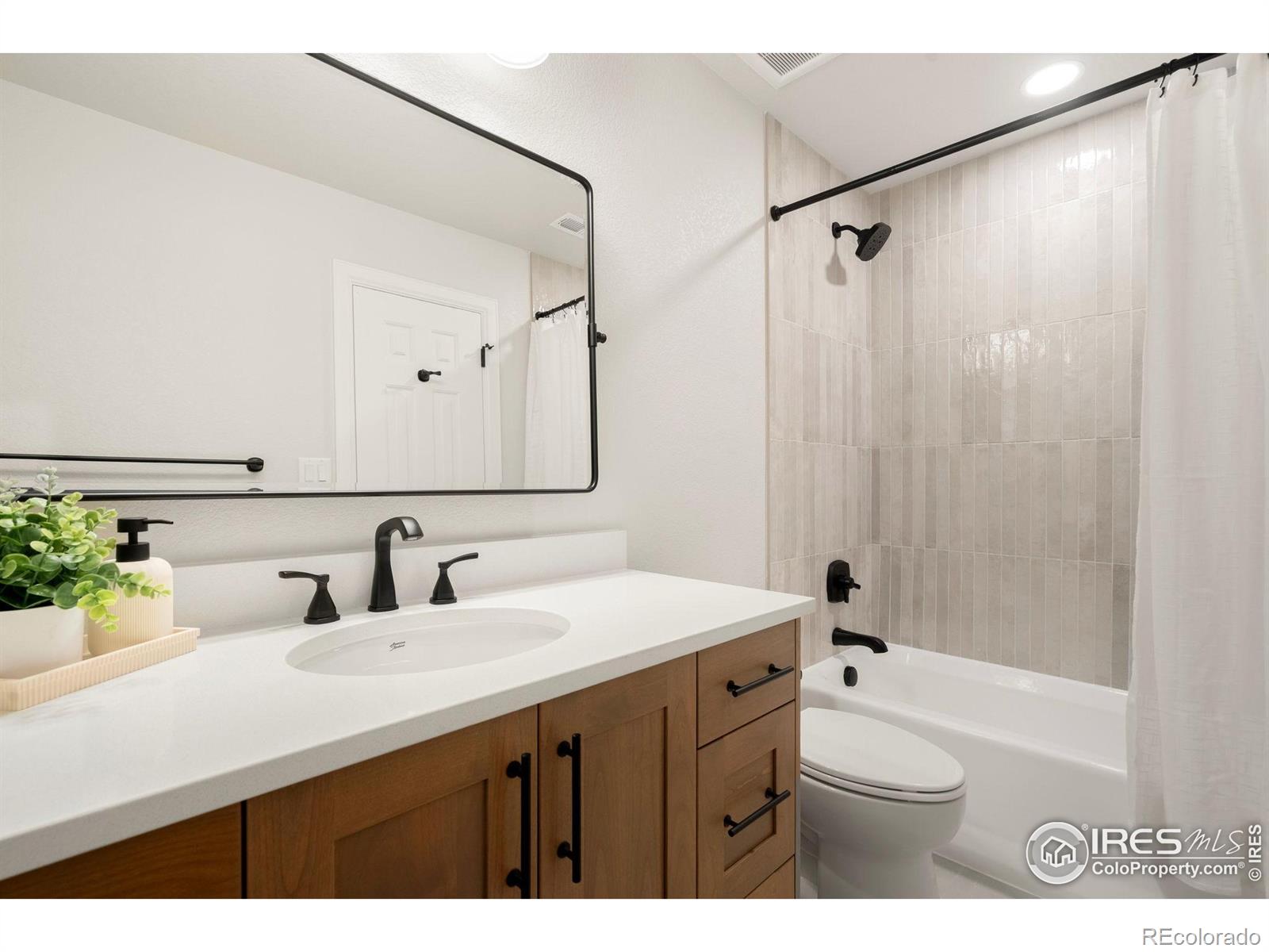 MLS Image #34 for 1609  richards lake road,fort collins, Colorado