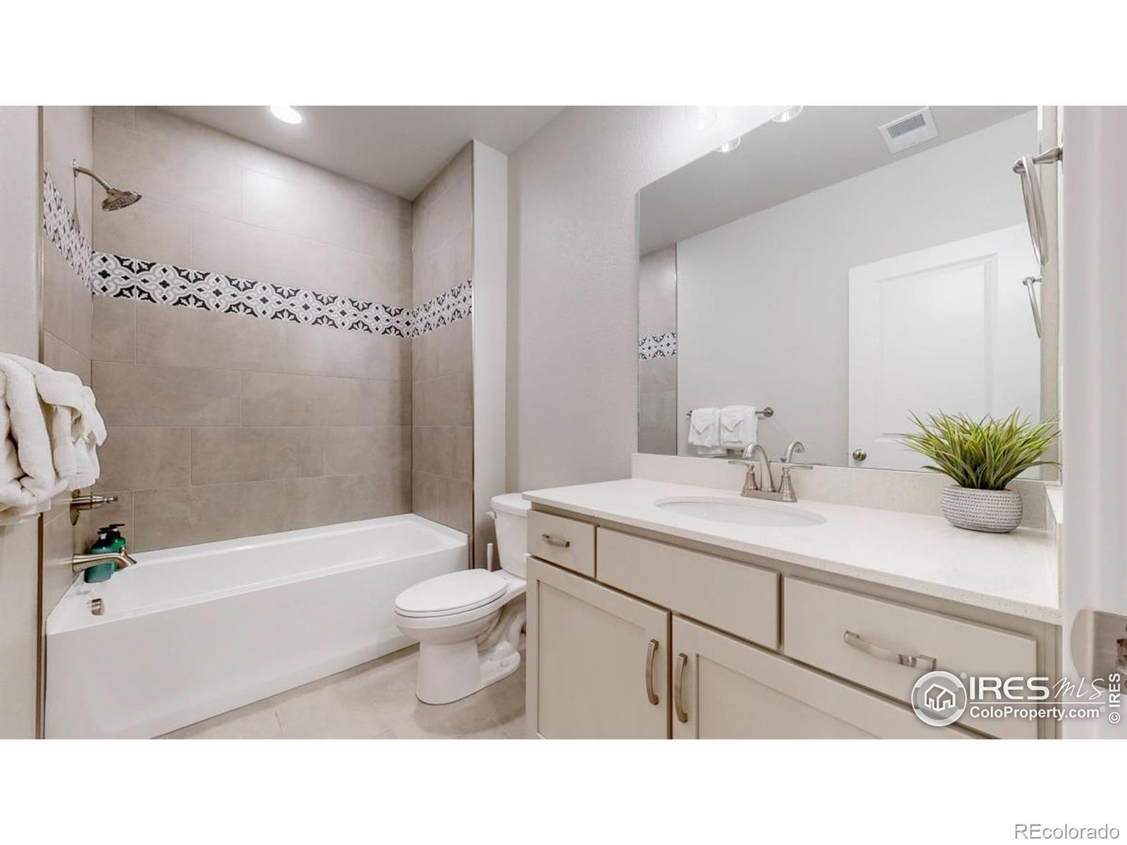MLS Image #27 for 4157  trapper lake drive,loveland, Colorado