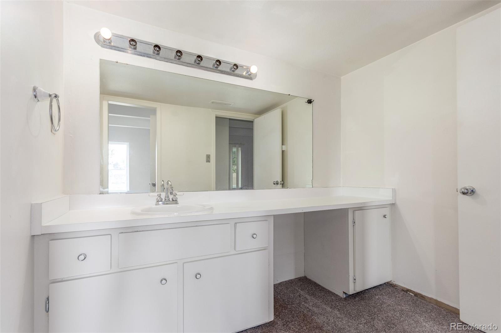 MLS Image #14 for 9725 e harvard avenue,denver, Colorado