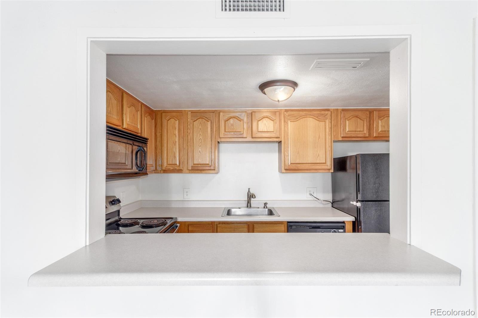 MLS Image #7 for 9725 e harvard avenue,denver, Colorado