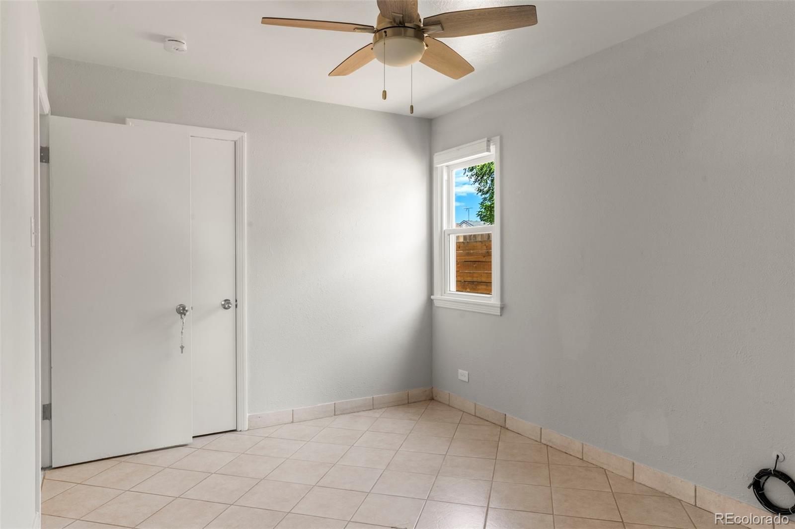 MLS Image #13 for 46 s perry street,denver, Colorado