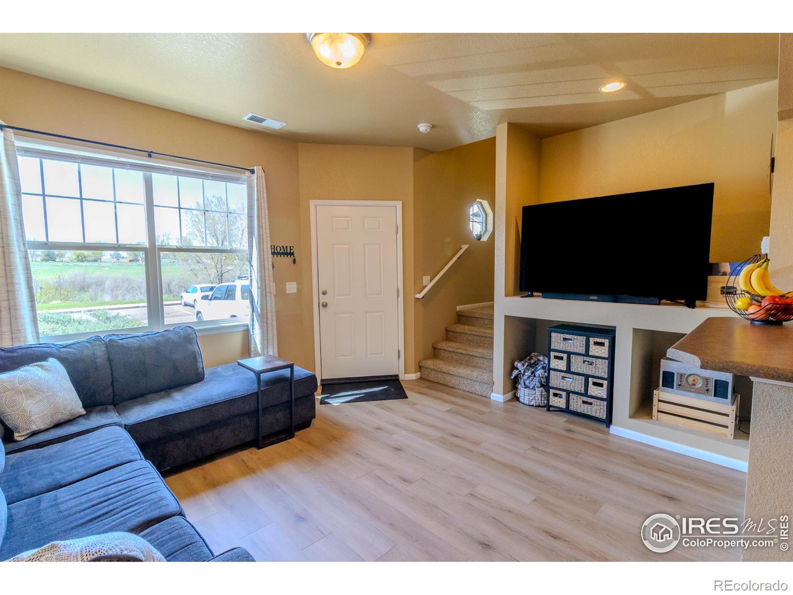 MLS Image #3 for 6349  orchard park drive,greeley, Colorado