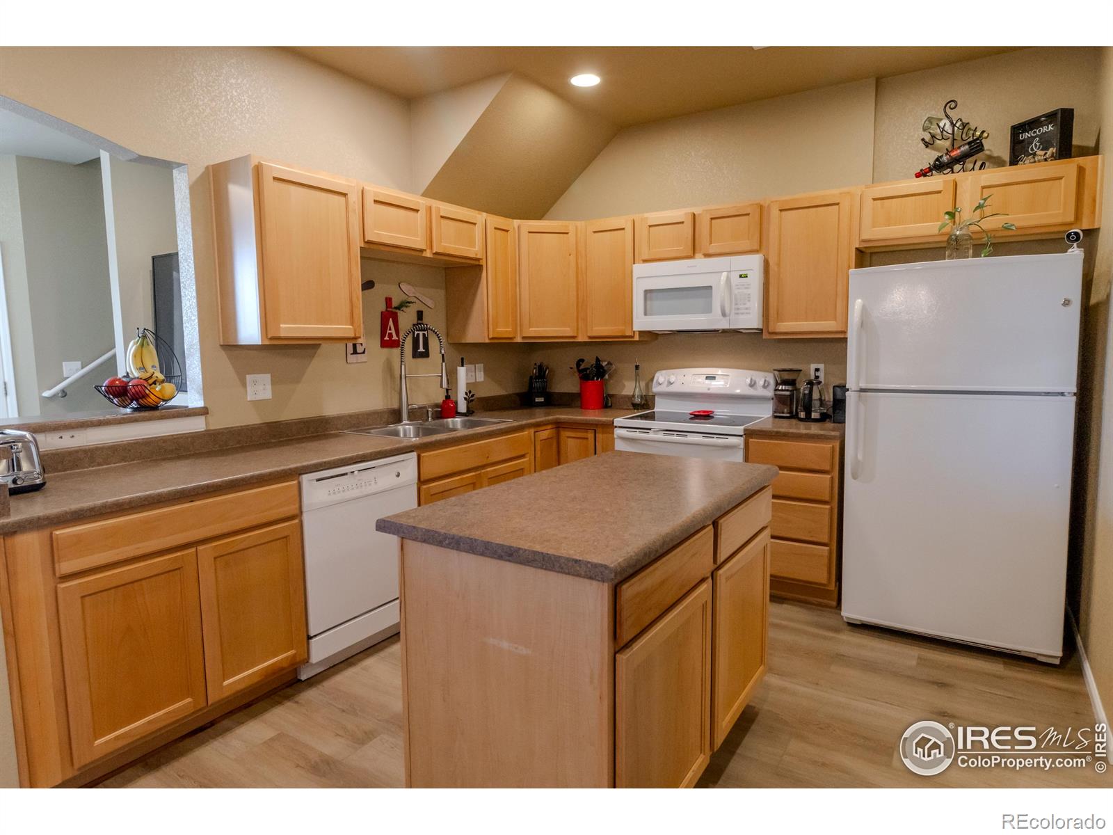 MLS Image #5 for 6349  orchard park drive,greeley, Colorado