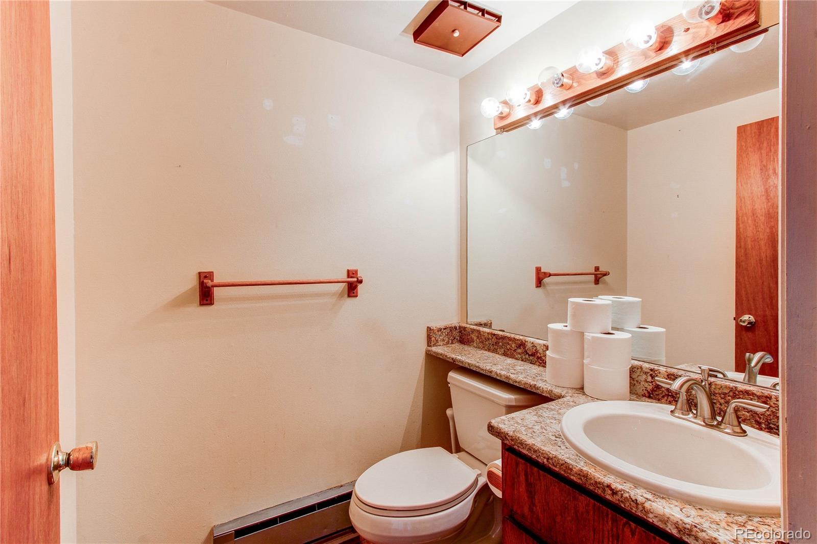 MLS Image #11 for 17882 e wyoming place,aurora, Colorado