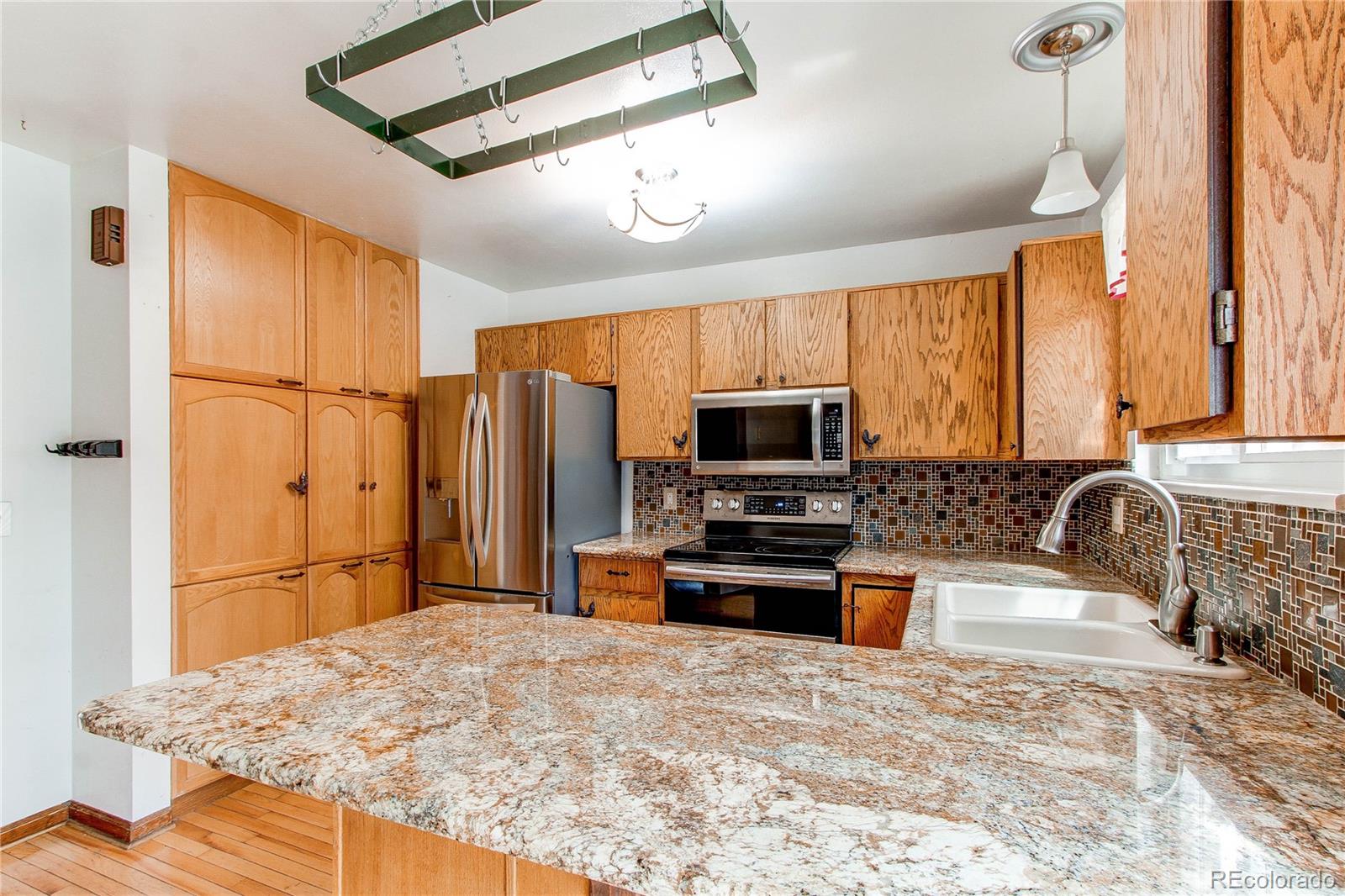 MLS Image #8 for 17882 e wyoming place,aurora, Colorado