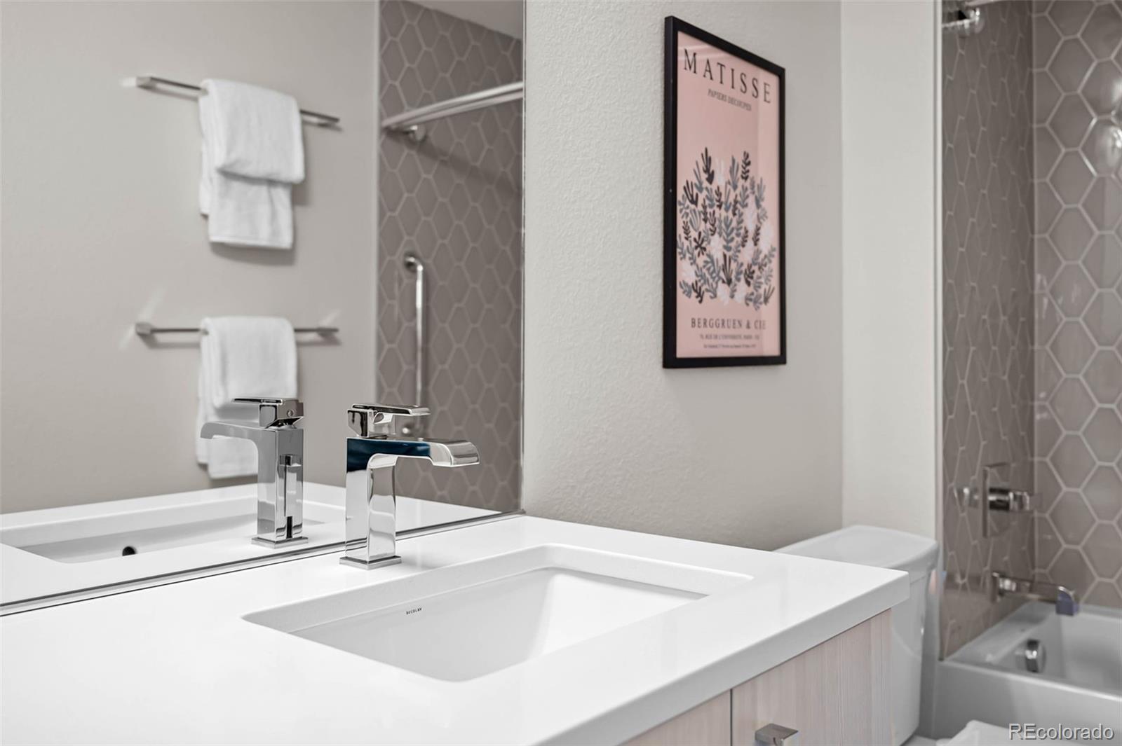 MLS Image #9 for 3480 e 31st avenue,denver, Colorado