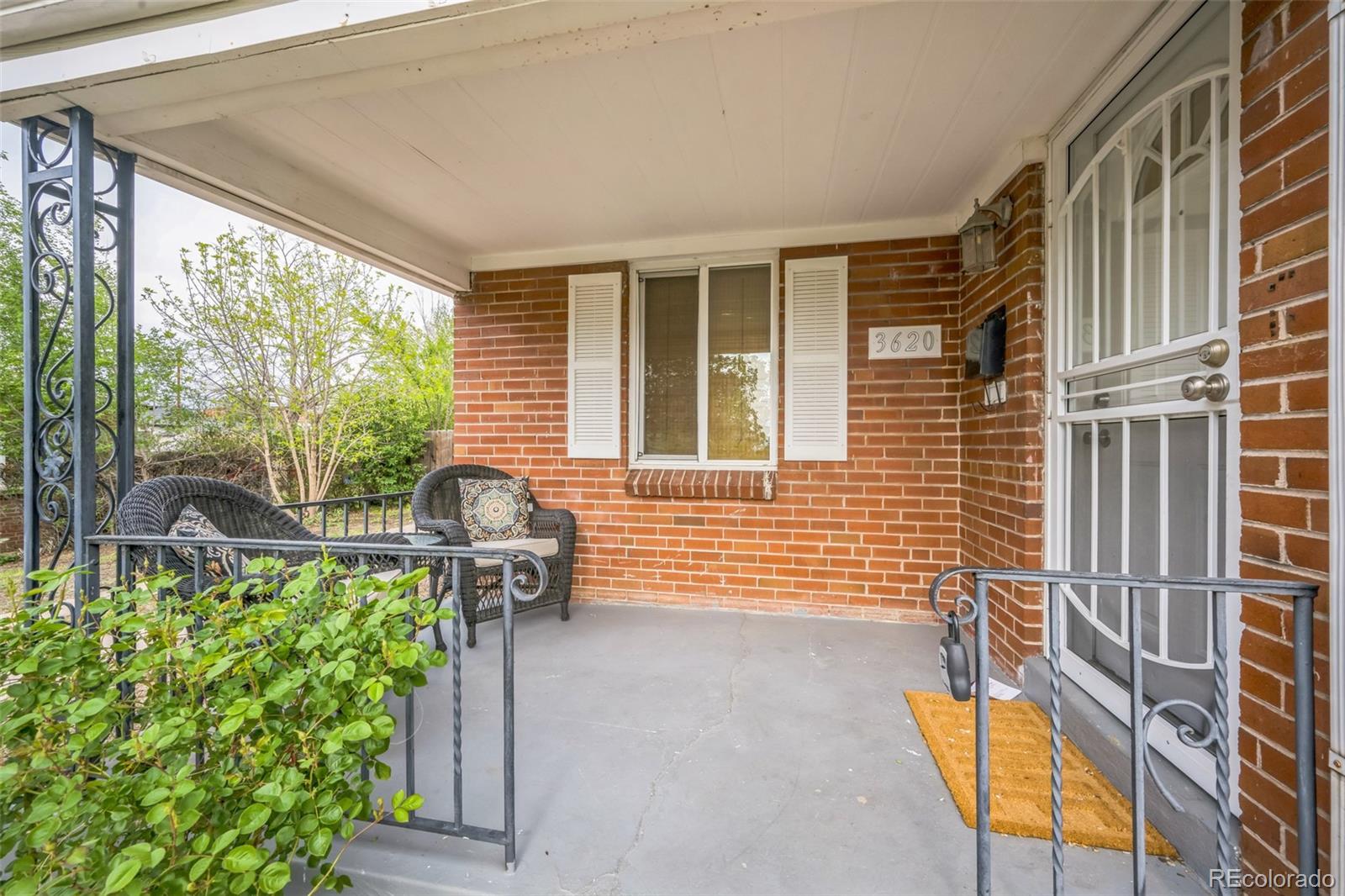 MLS Image #3 for 3620 n saint paul street,denver, Colorado