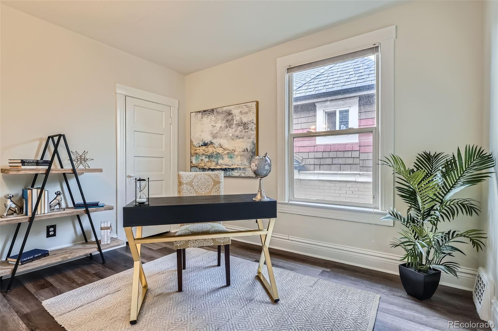MLS Image #15 for 2562 n emerson street,denver, Colorado