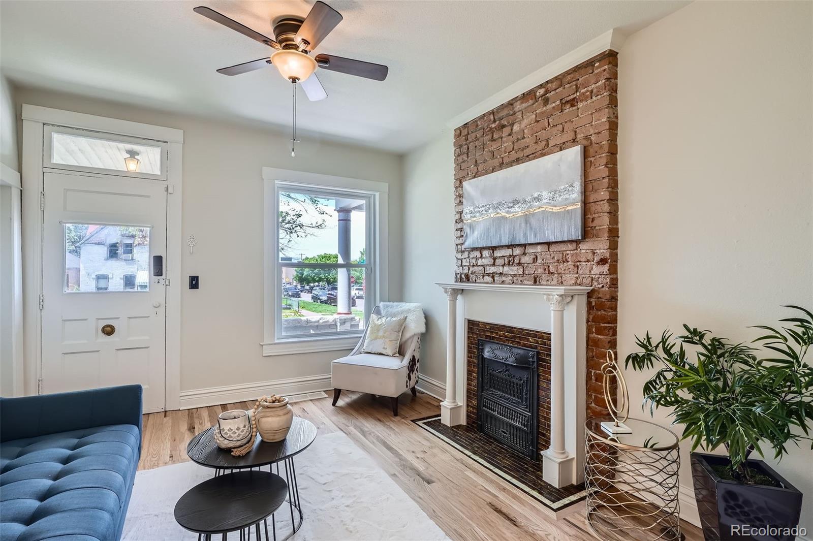 MLS Image #5 for 2564 n emerson street,denver, Colorado