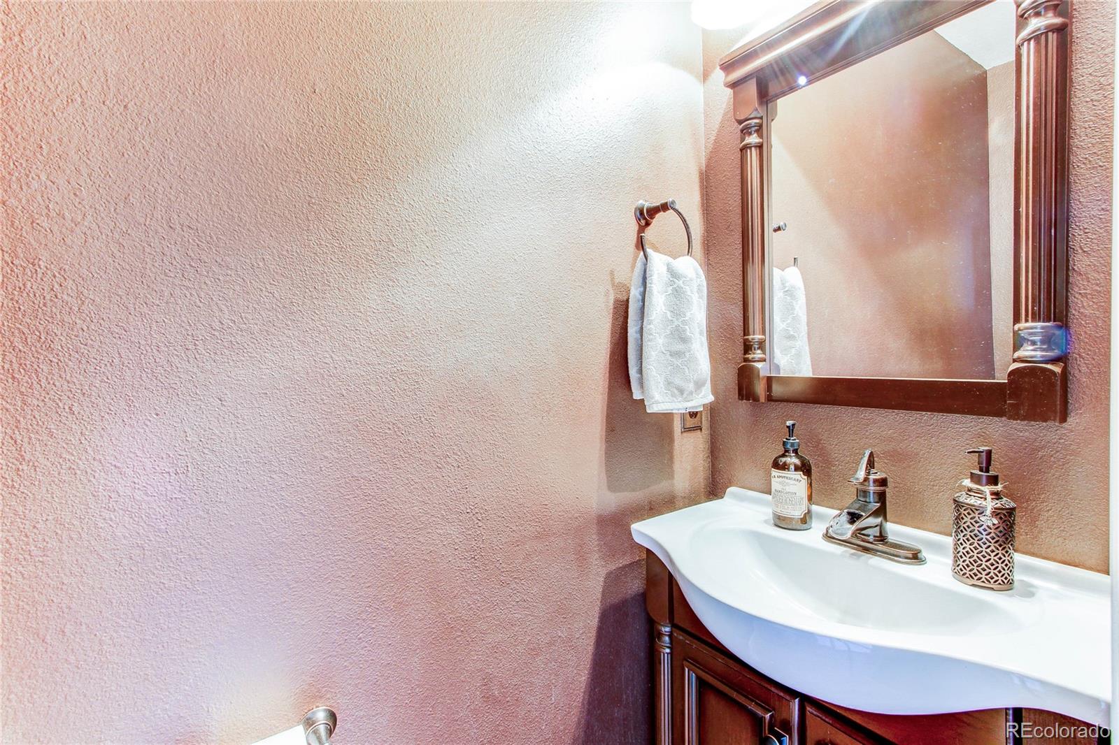 MLS Image #14 for 9565 w coal mine avenue,littleton, Colorado