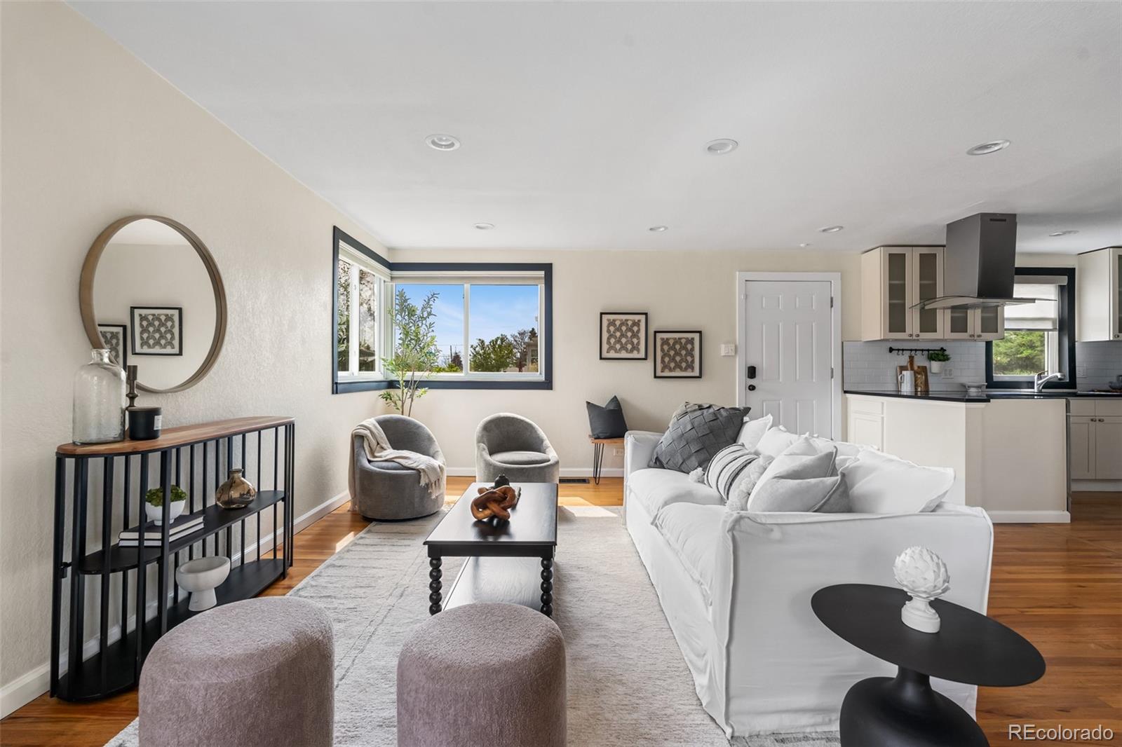 MLS Image #16 for 3000 n fillmore street,denver, Colorado