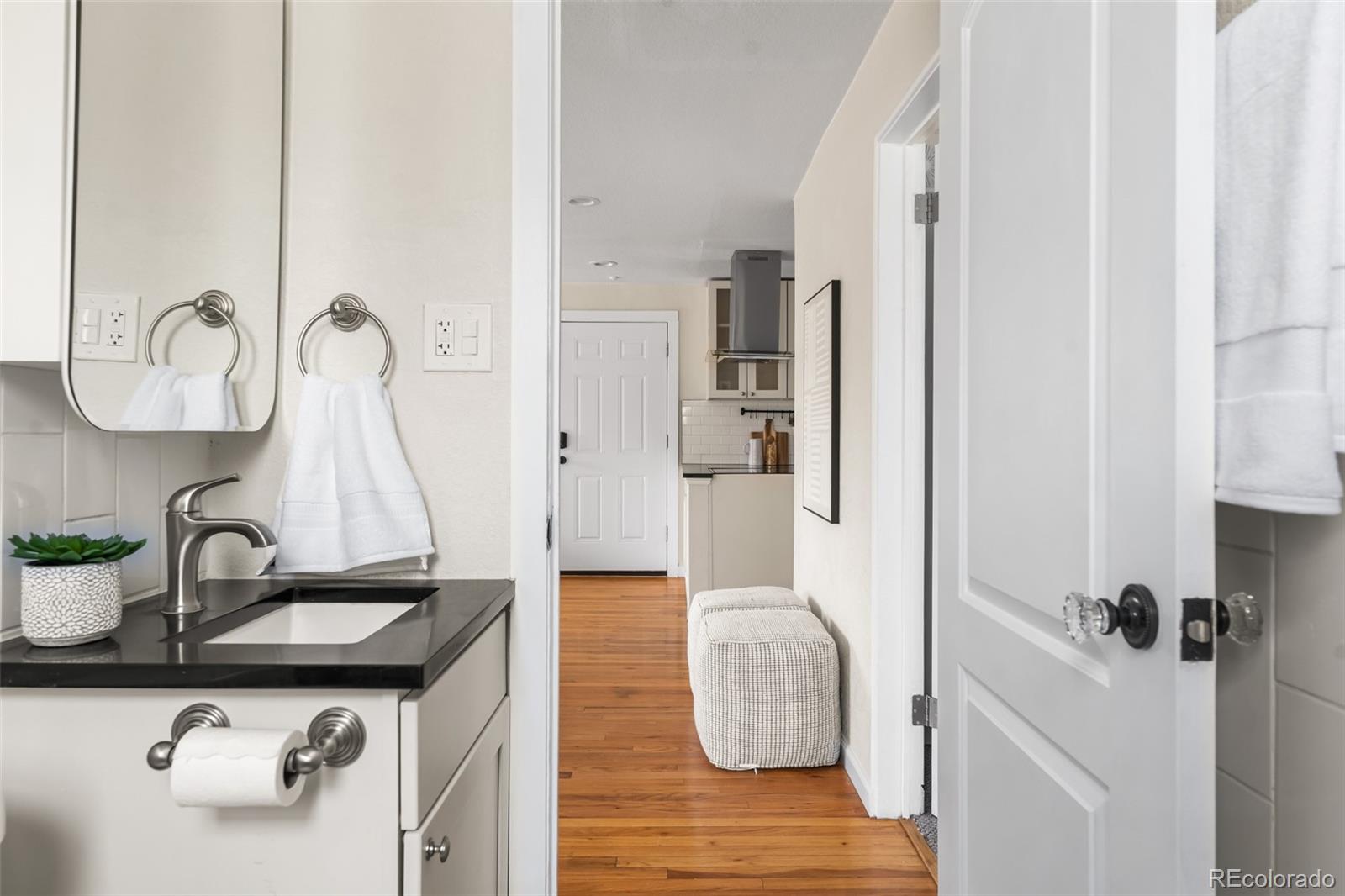 MLS Image #26 for 3000 n fillmore street,denver, Colorado