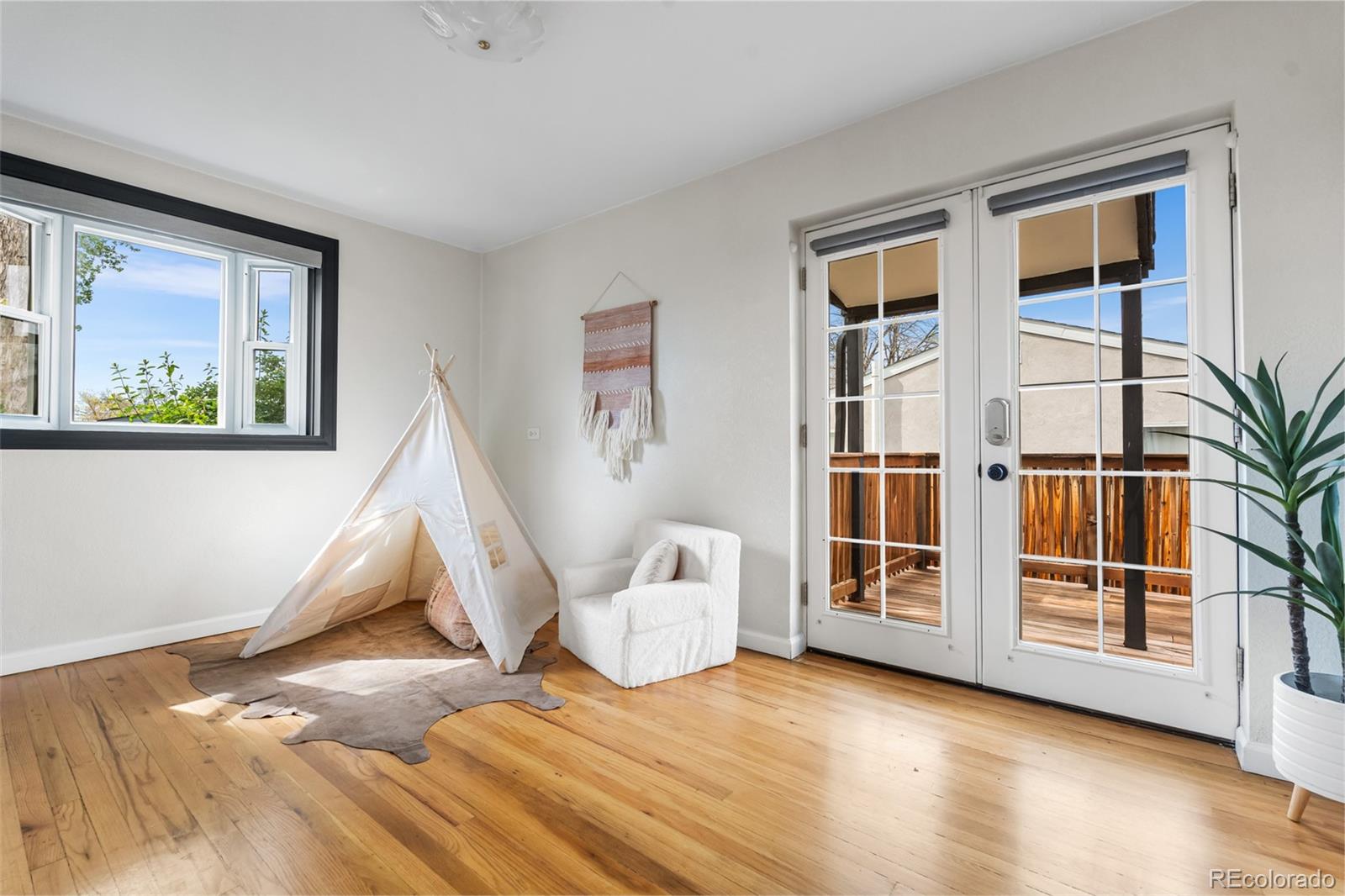 MLS Image #30 for 3000 n fillmore street,denver, Colorado