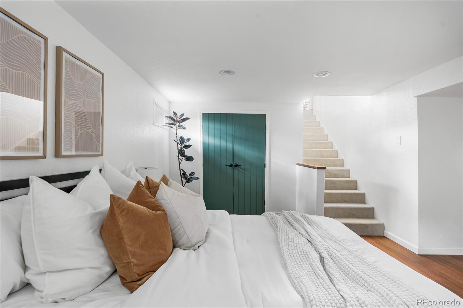 MLS Image #35 for 3000 n fillmore street,denver, Colorado