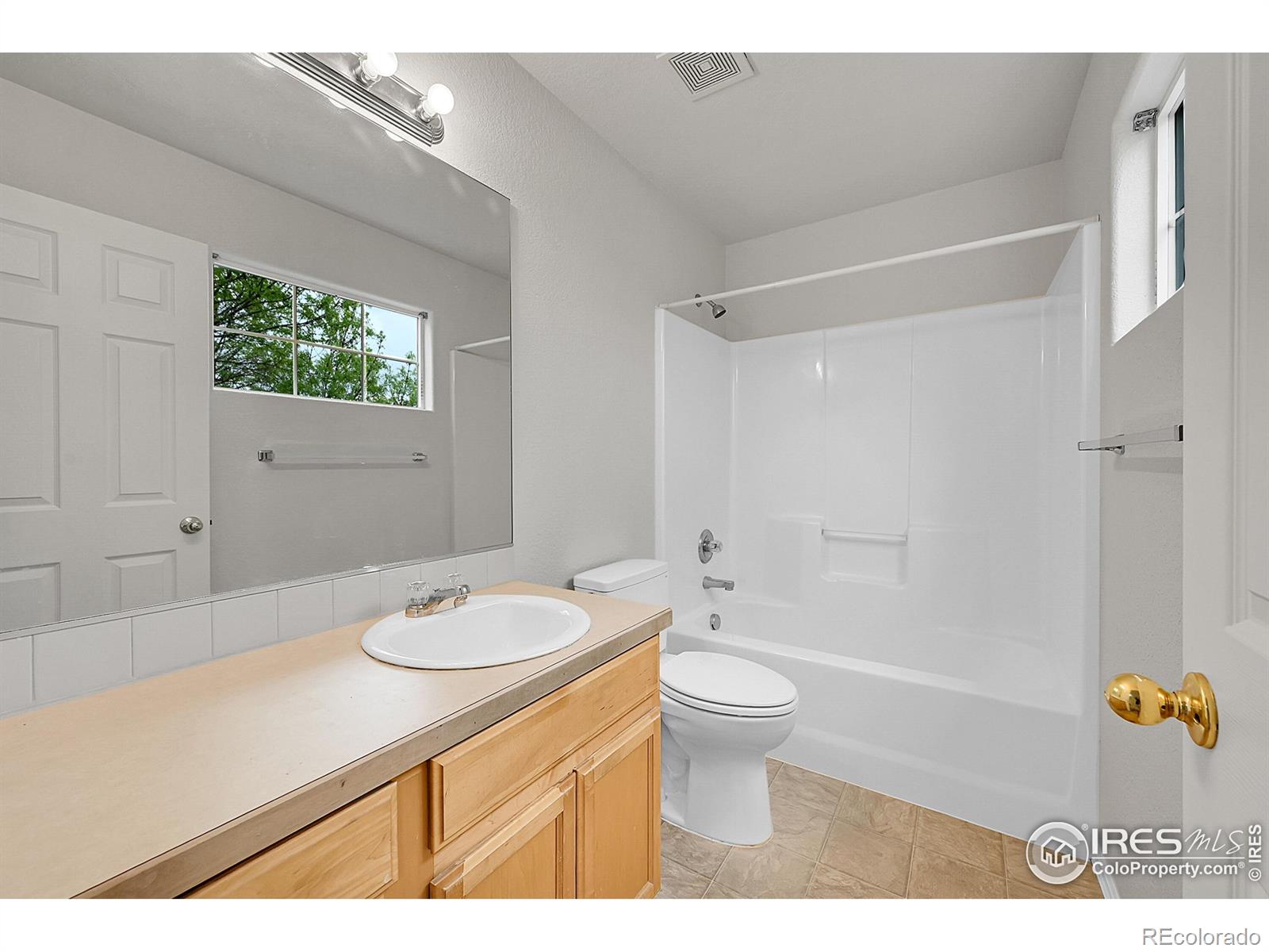 MLS Image #17 for 2620  ashland lane,fort collins, Colorado