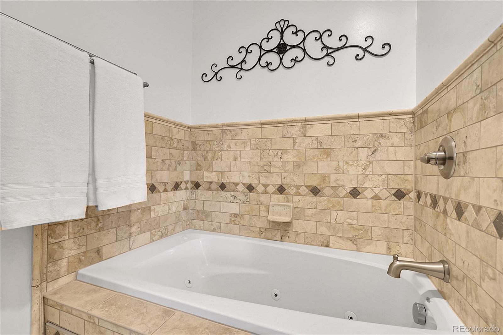 MLS Image #21 for 811  panorama drive,elizabeth, Colorado