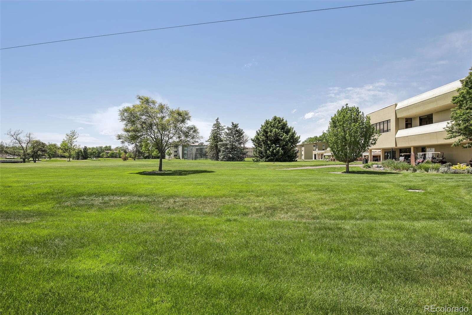 MLS Image #18 for 625 s clinton street,denver, Colorado