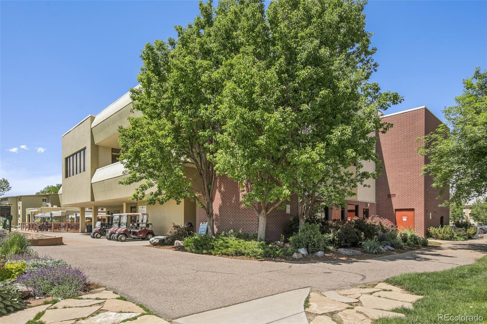 MLS Image #23 for 625 s clinton street,denver, Colorado