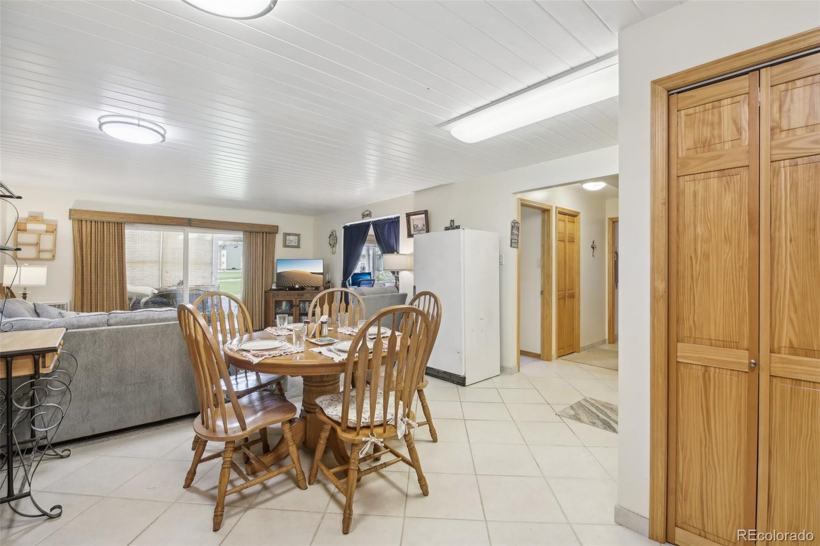 MLS Image #3 for 625 s clinton street,denver, Colorado