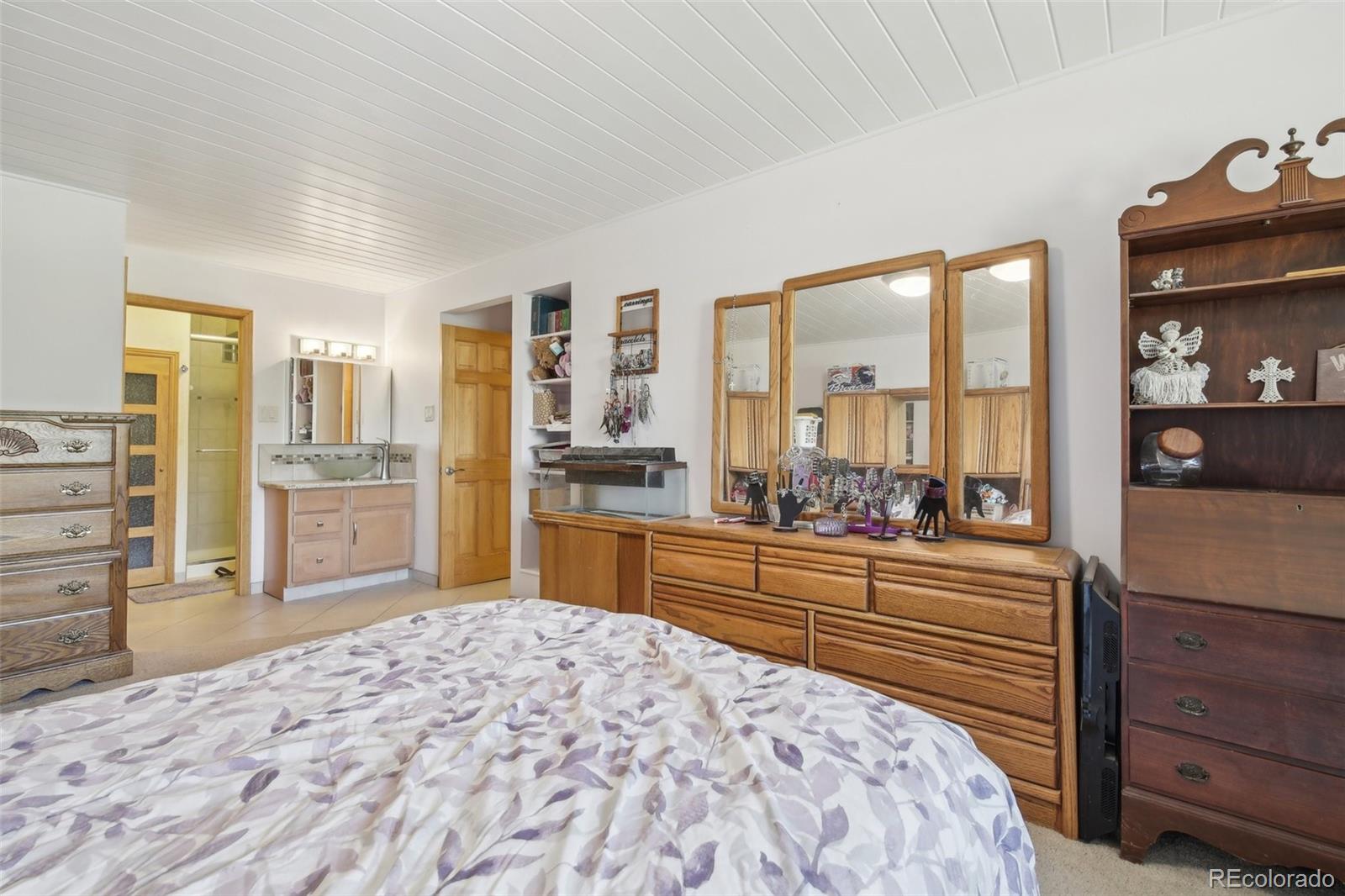 MLS Image #8 for 625 s clinton street,denver, Colorado