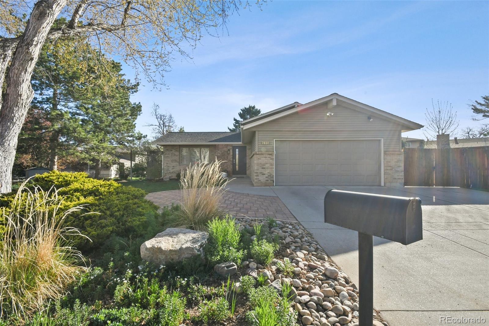 MLS Image #1 for 7410 s dahlia court,centennial, Colorado