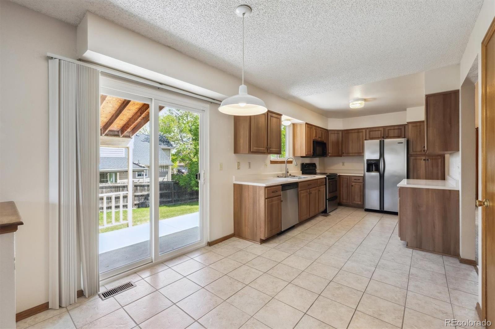 MLS Image #8 for 9908  garfield court,thornton, Colorado