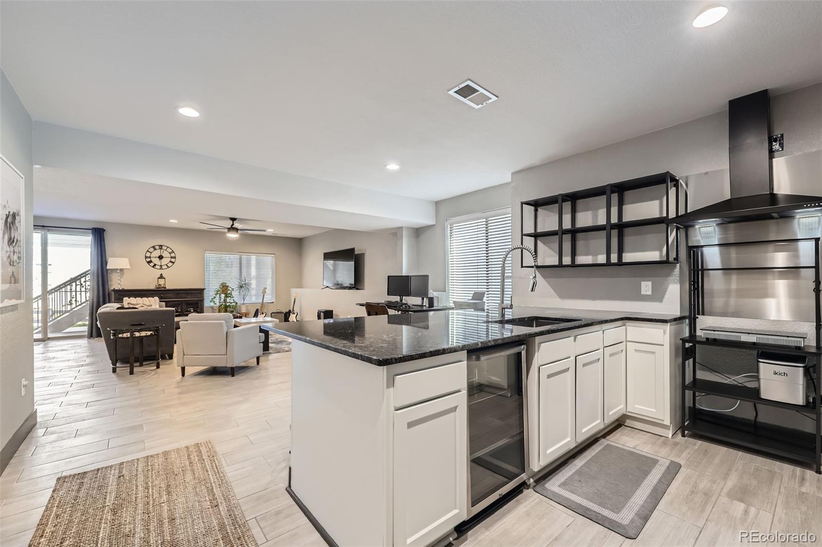 MLS Image #41 for 16345  spanish peak way,broomfield, Colorado