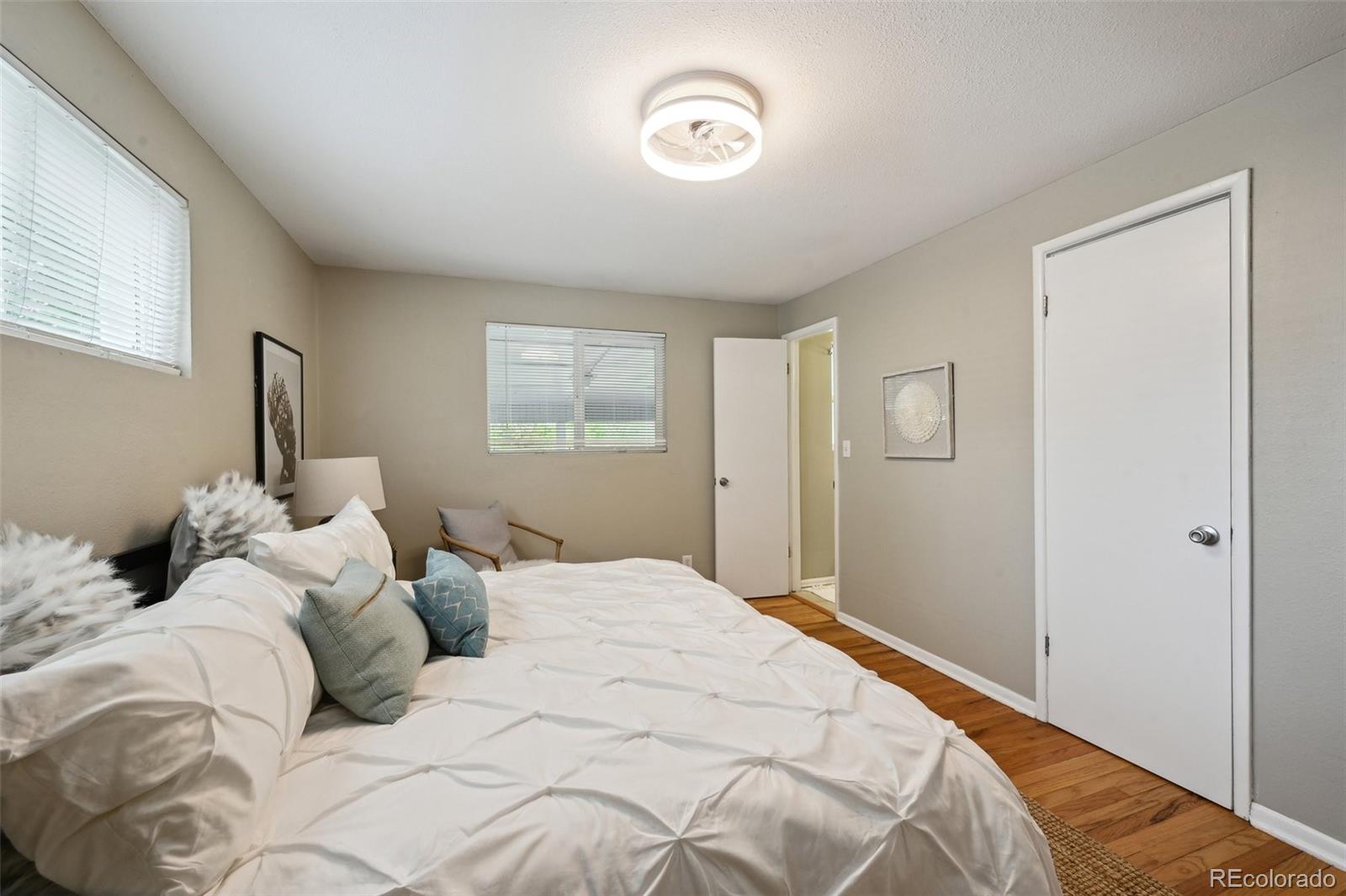 MLS Image #13 for 1646 s stuart street,denver, Colorado