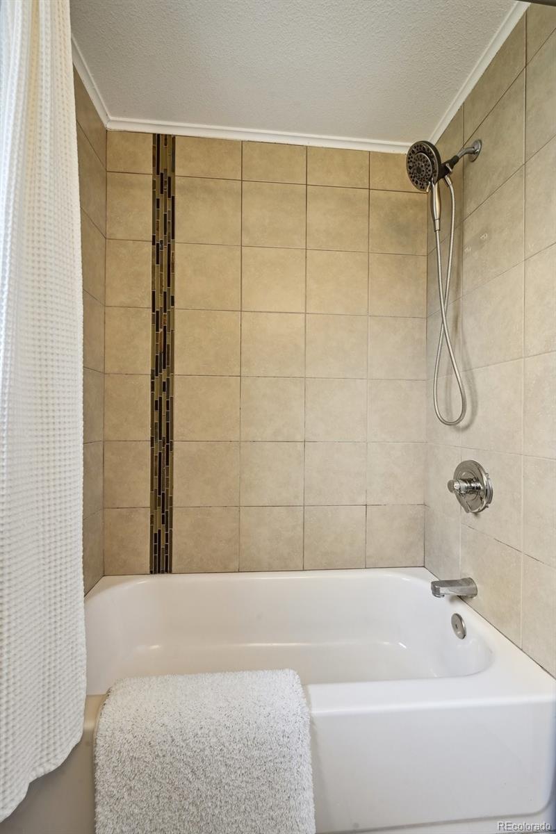 MLS Image #16 for 1646 s stuart street,denver, Colorado