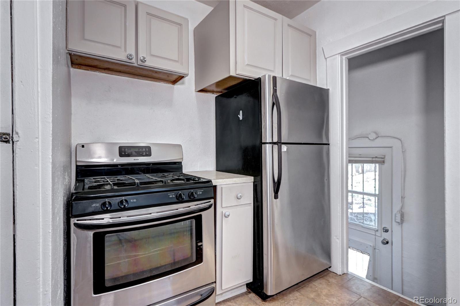 MLS Image #12 for 3336 n saint paul street,denver, Colorado