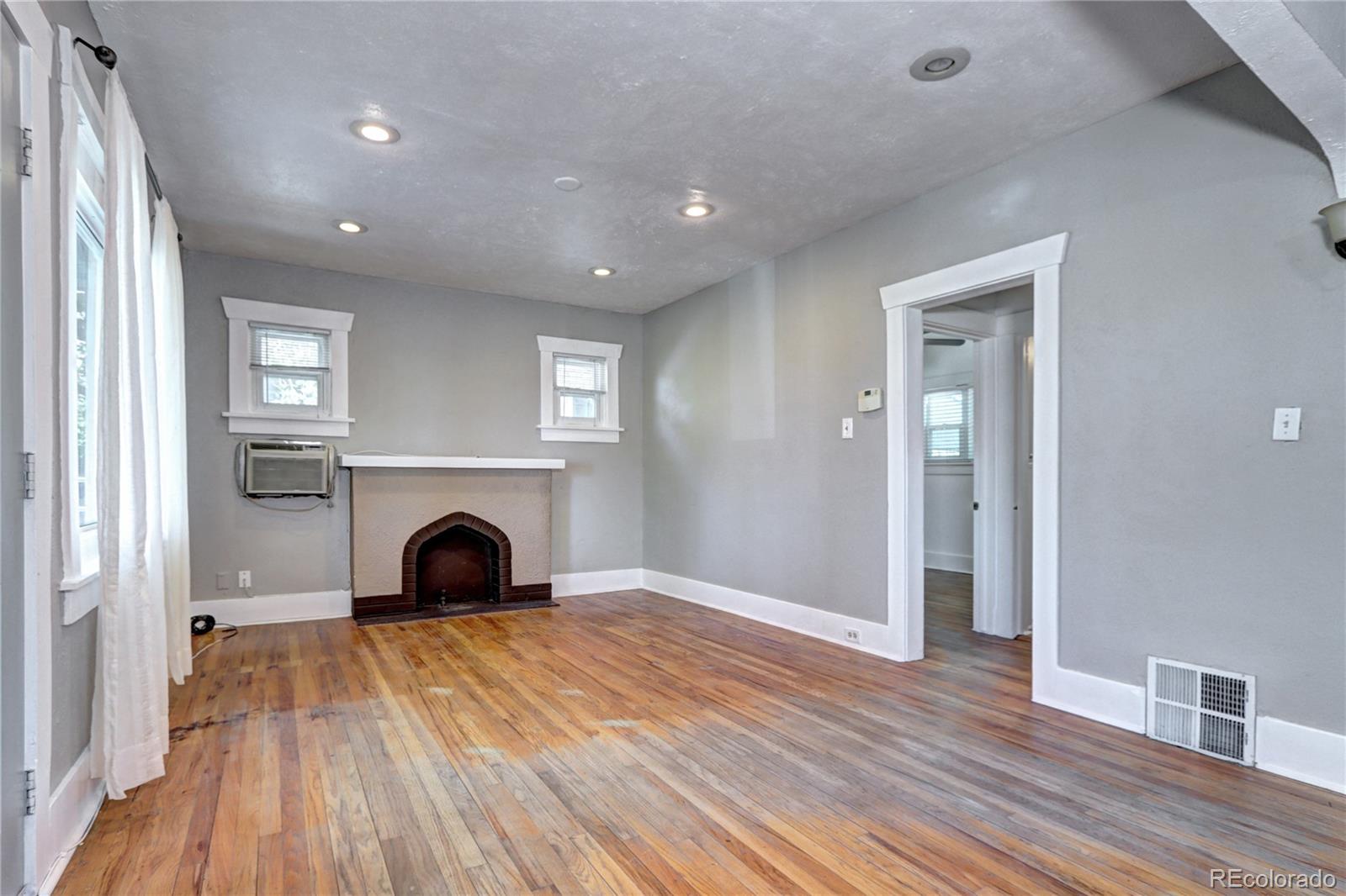 MLS Image #5 for 3336 n saint paul street,denver, Colorado