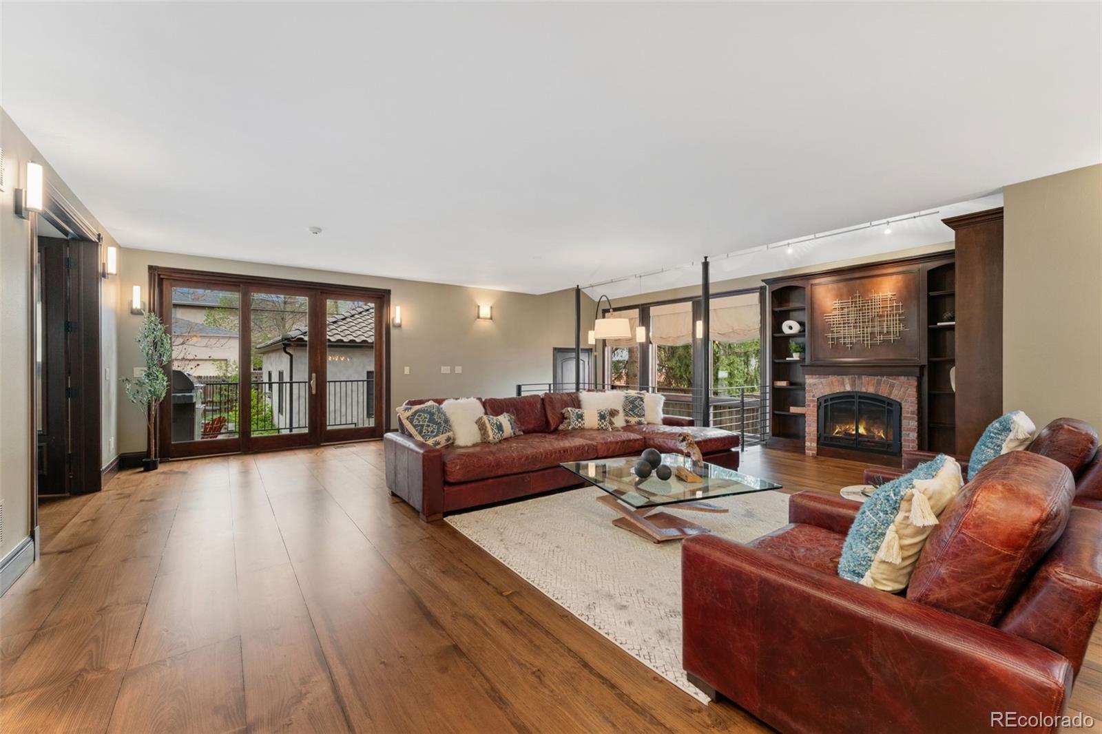 MLS Image #11 for 1376 s clayton street,denver, Colorado