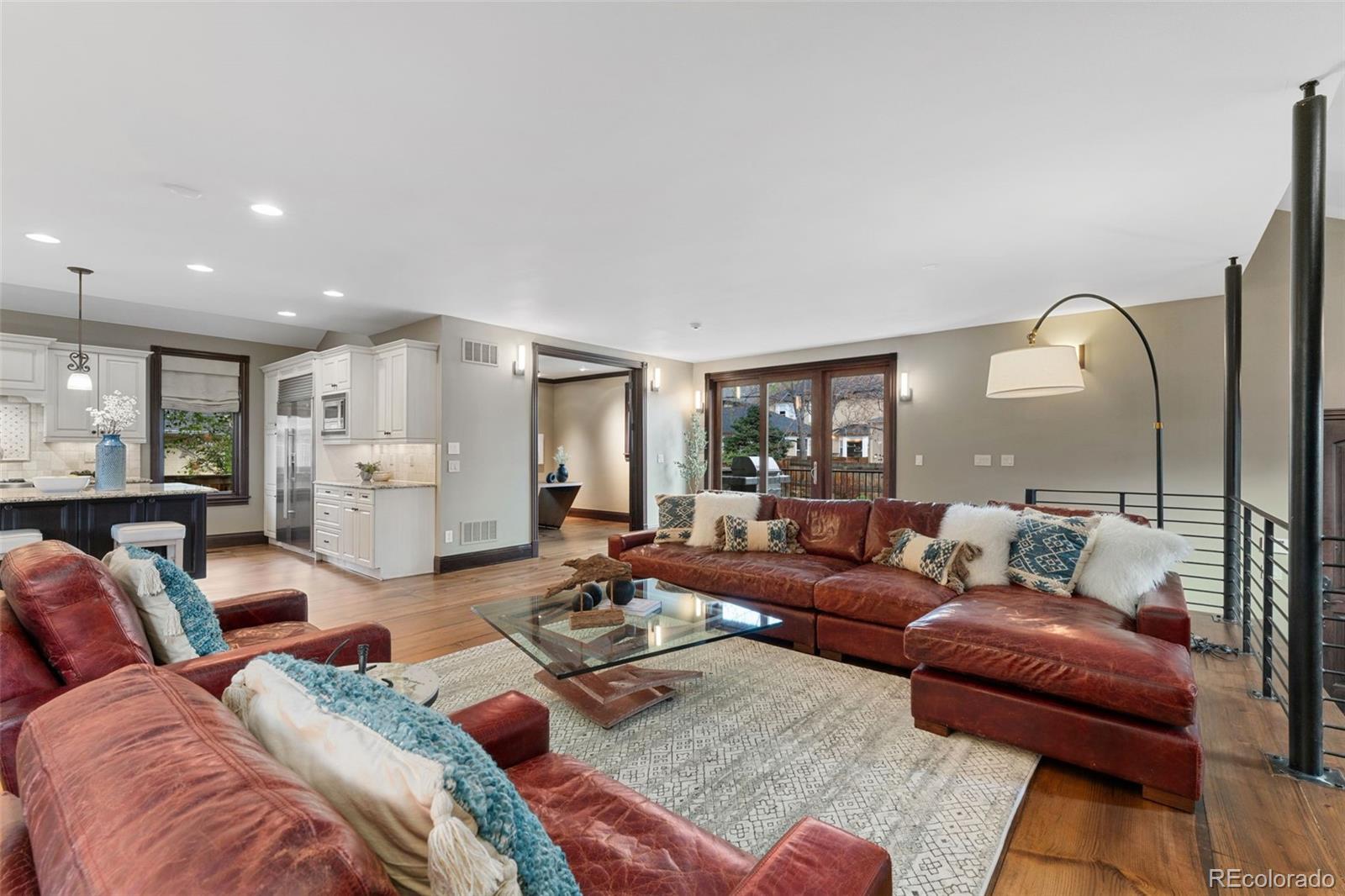 MLS Image #14 for 1376 s clayton street,denver, Colorado