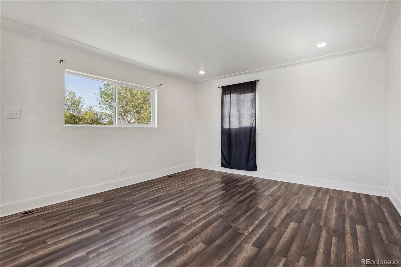 MLS Image #13 for 4401 w mississippi avenue,denver, Colorado
