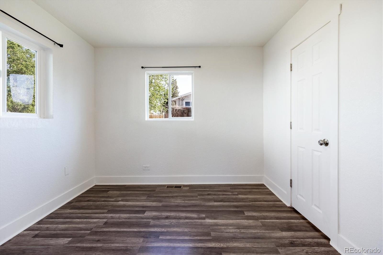 MLS Image #15 for 4401 w mississippi avenue,denver, Colorado