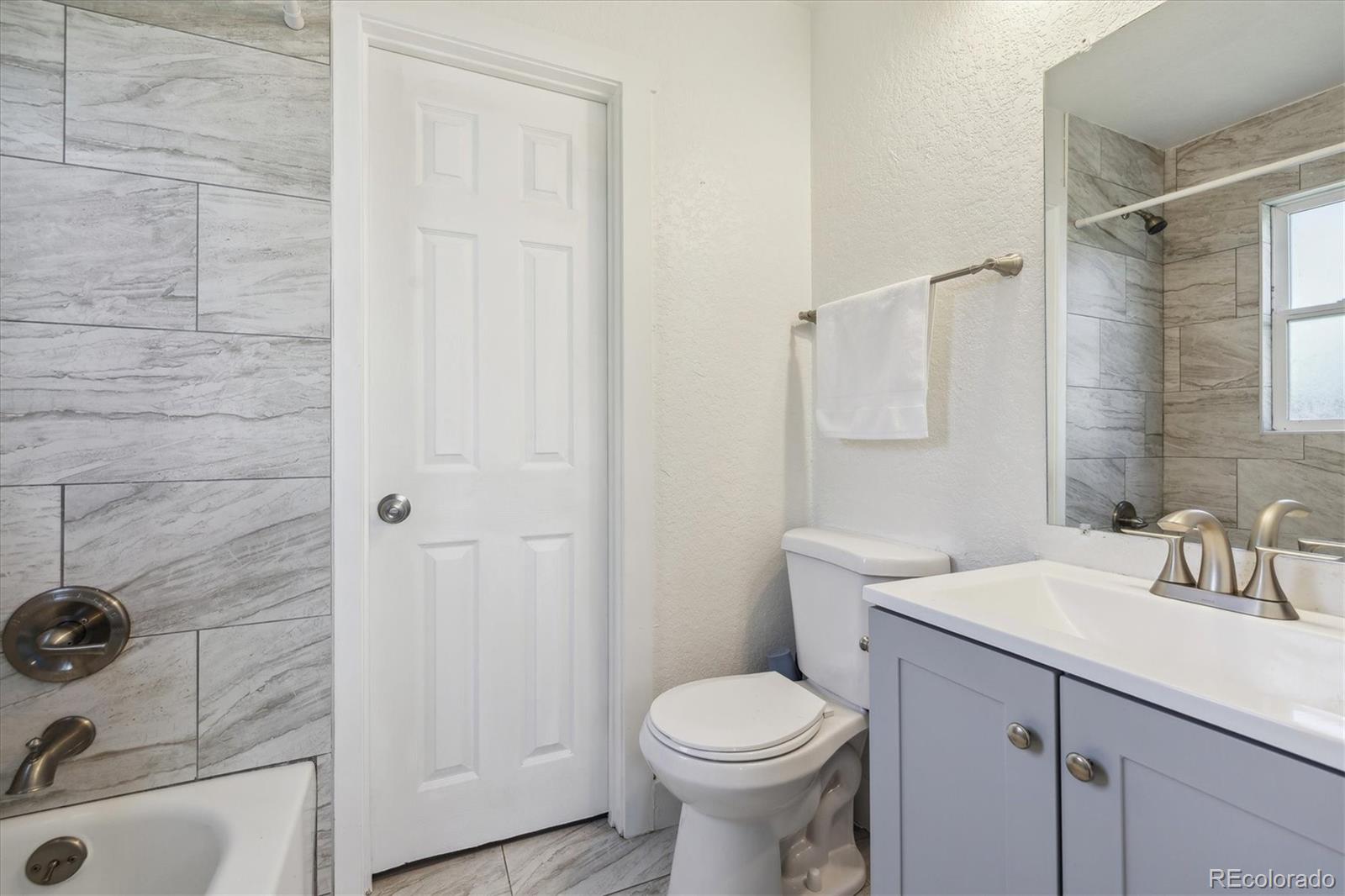 MLS Image #18 for 4401 w mississippi avenue,denver, Colorado