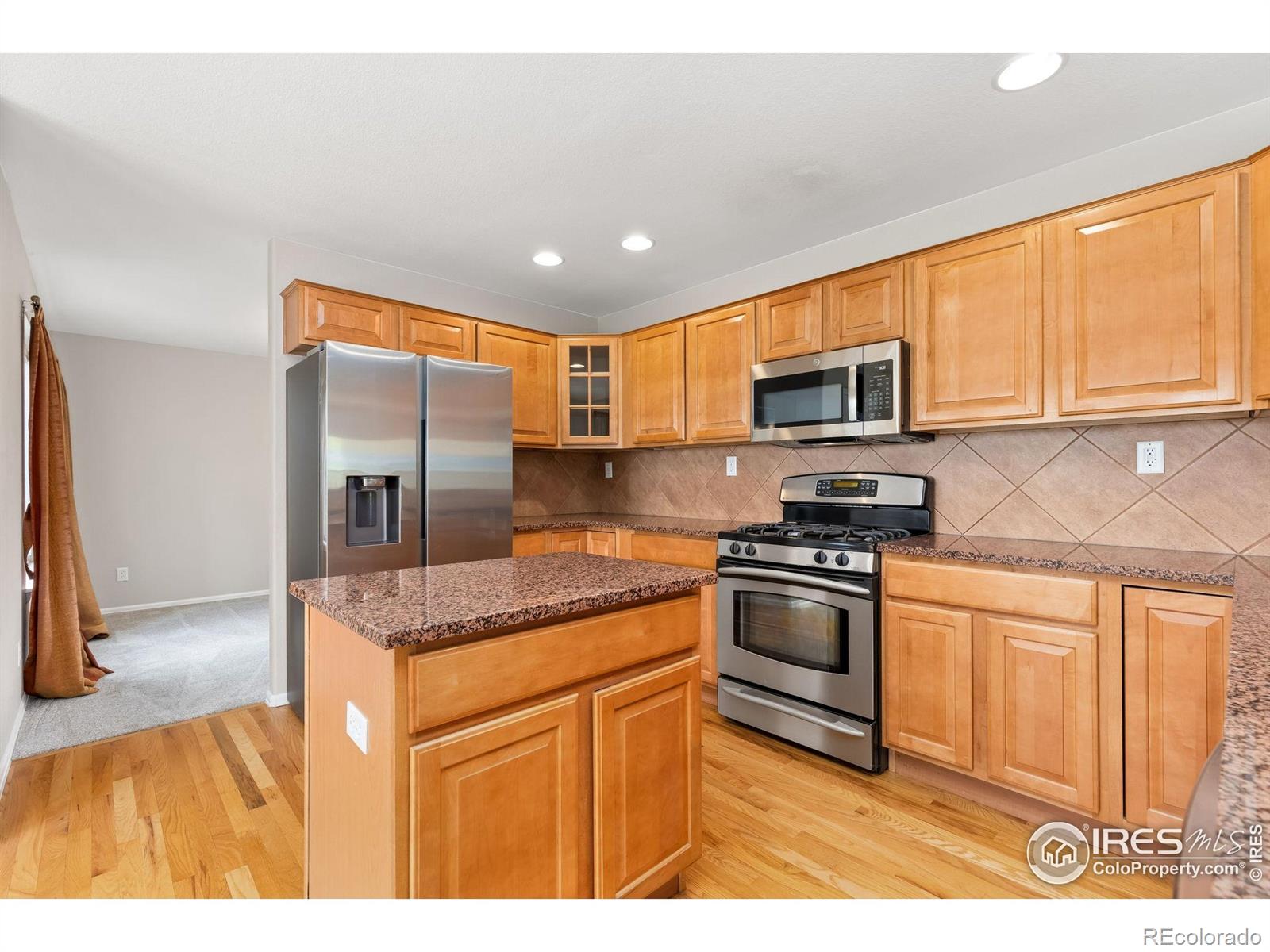 MLS Image #12 for 5910  blue mountain circle,longmont, Colorado