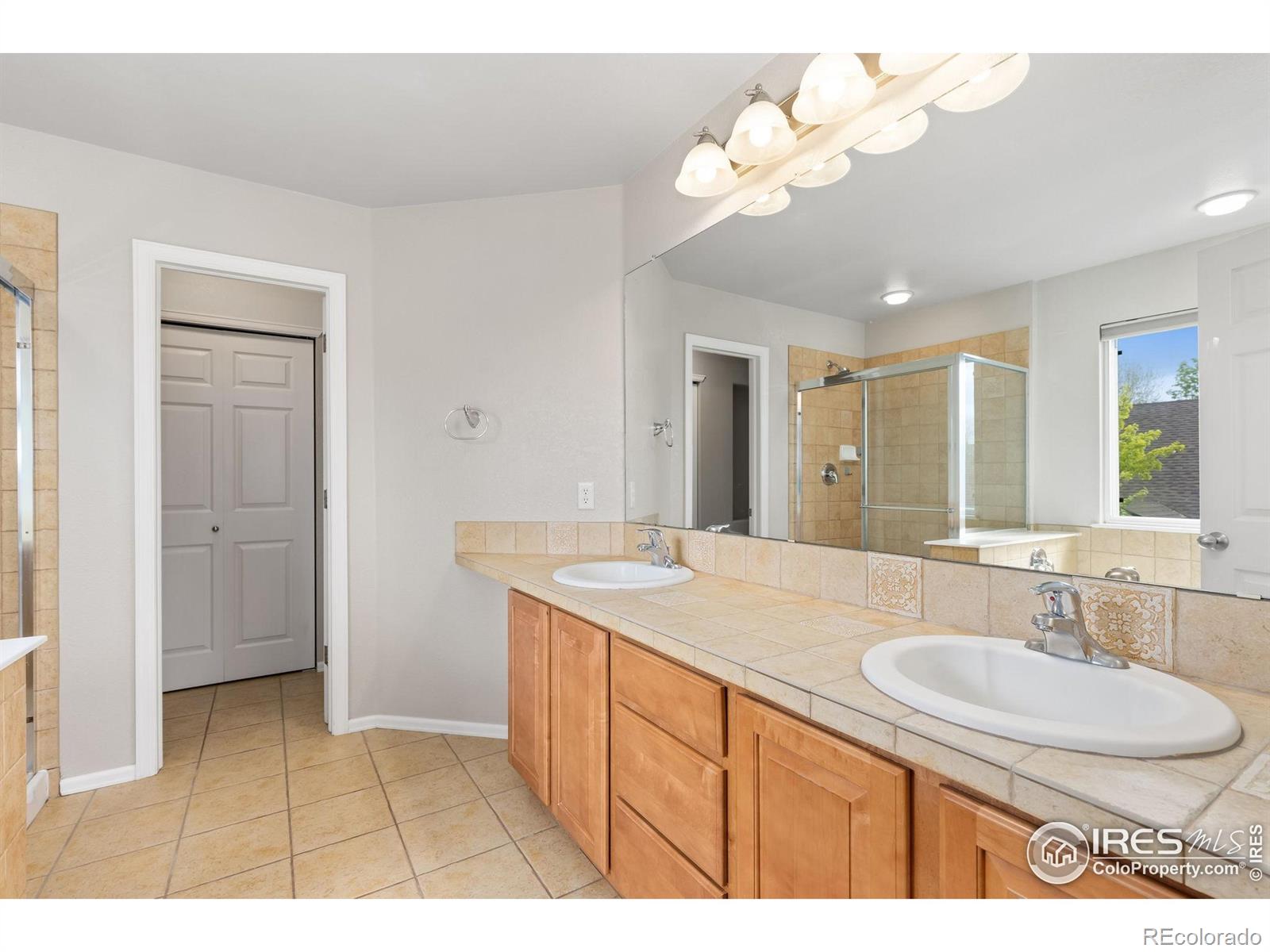 MLS Image #20 for 5910  blue mountain circle,longmont, Colorado