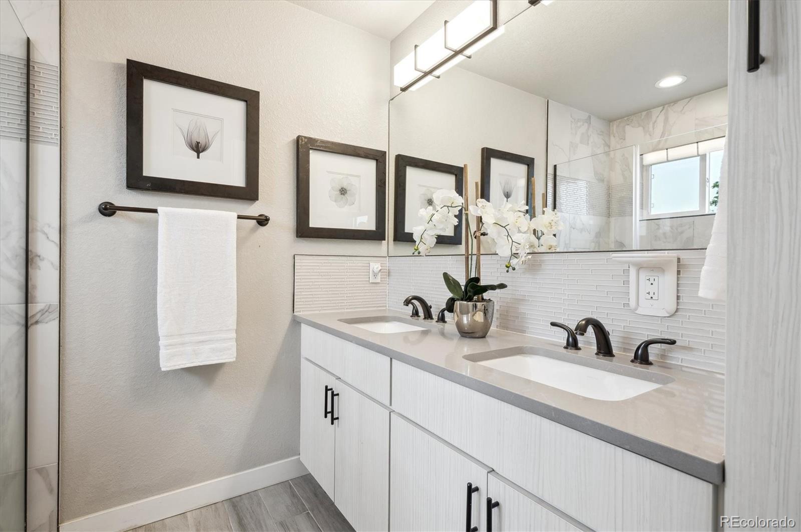 MLS Image #16 for 2226 s galapago street,denver, Colorado