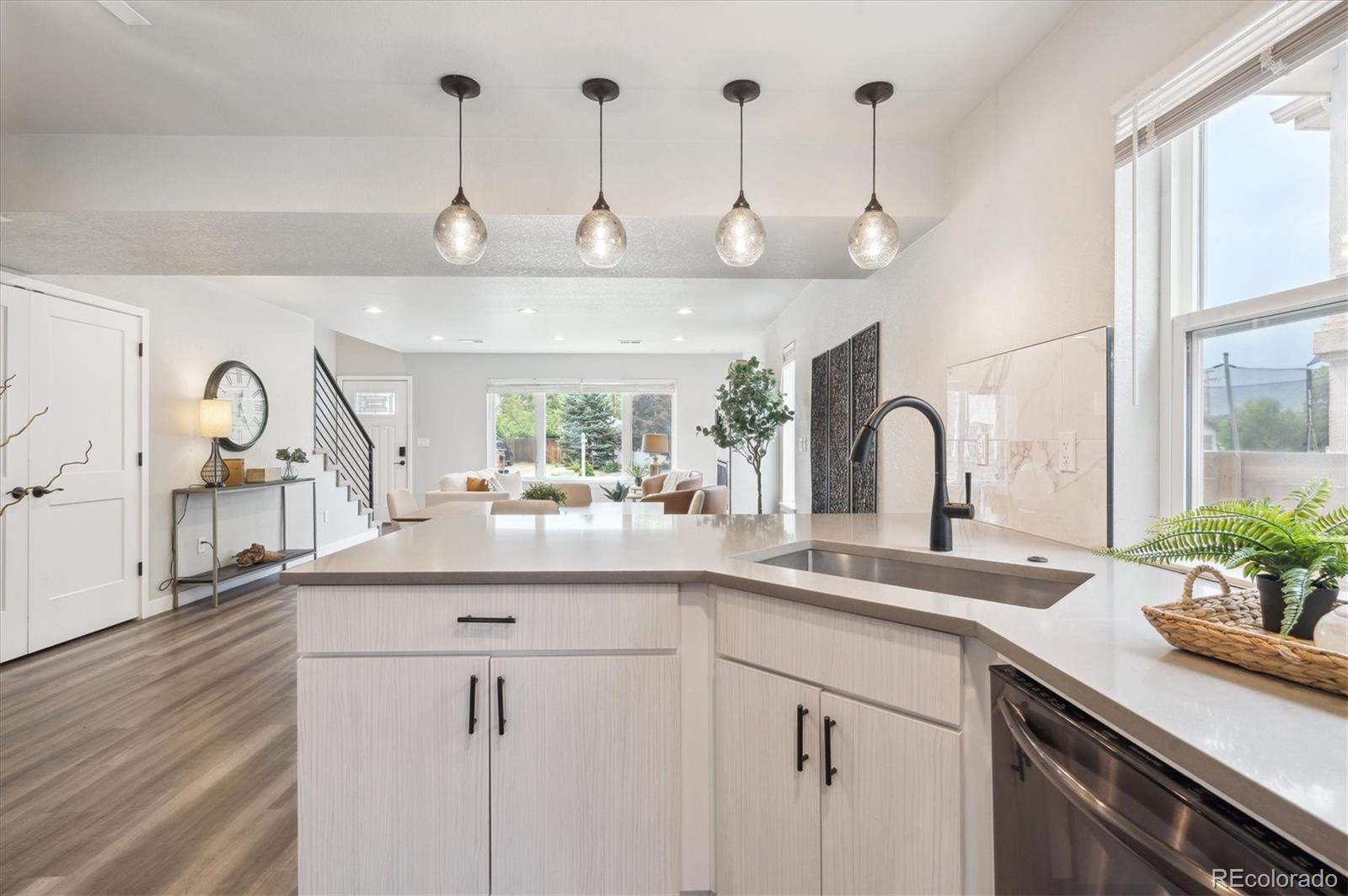 MLS Image #8 for 2226 s galapago street,denver, Colorado