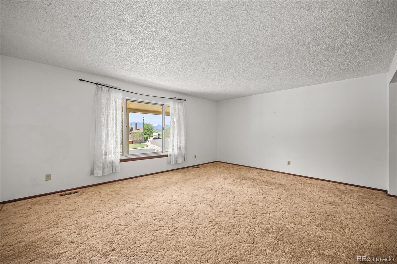 MLS Image #5 for 3298 w 11th avenue place,broomfield, Colorado