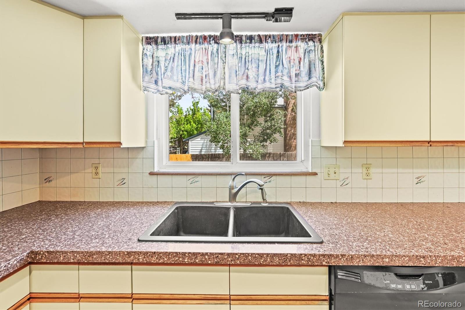 MLS Image #9 for 3298 w 11th avenue place,broomfield, Colorado