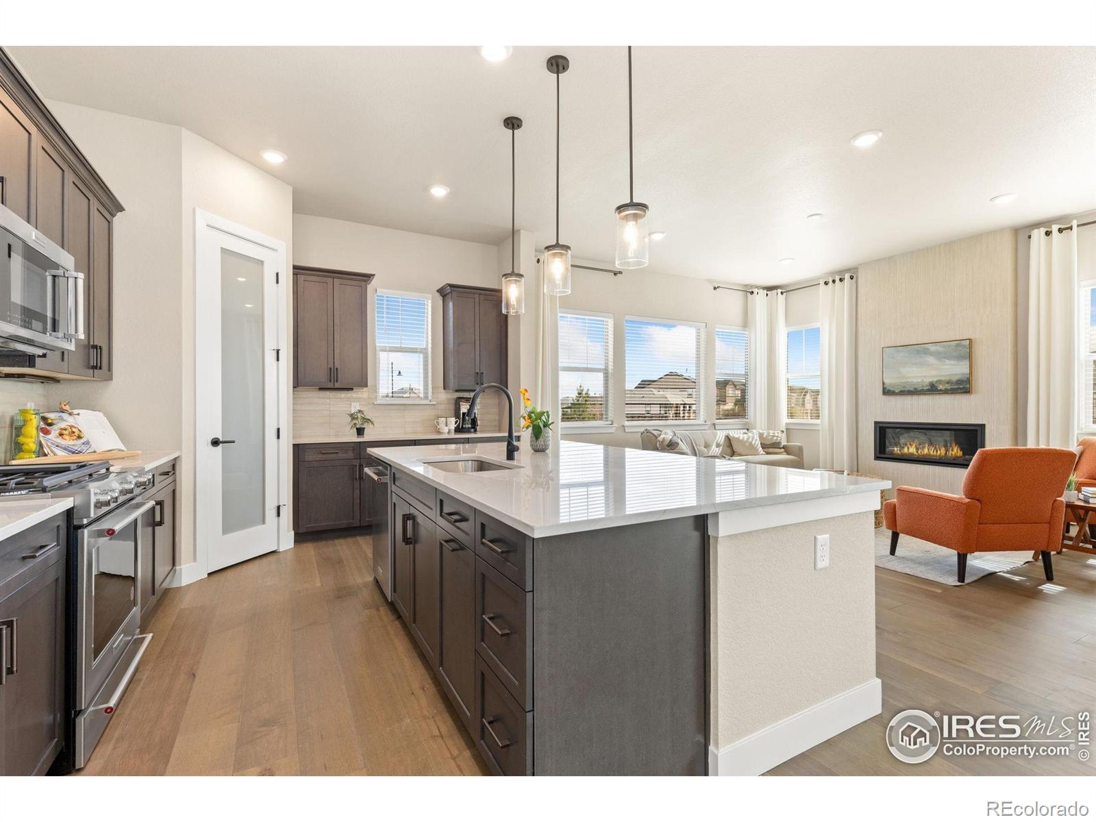MLS Image #4 for 685  quarry court,erie, Colorado