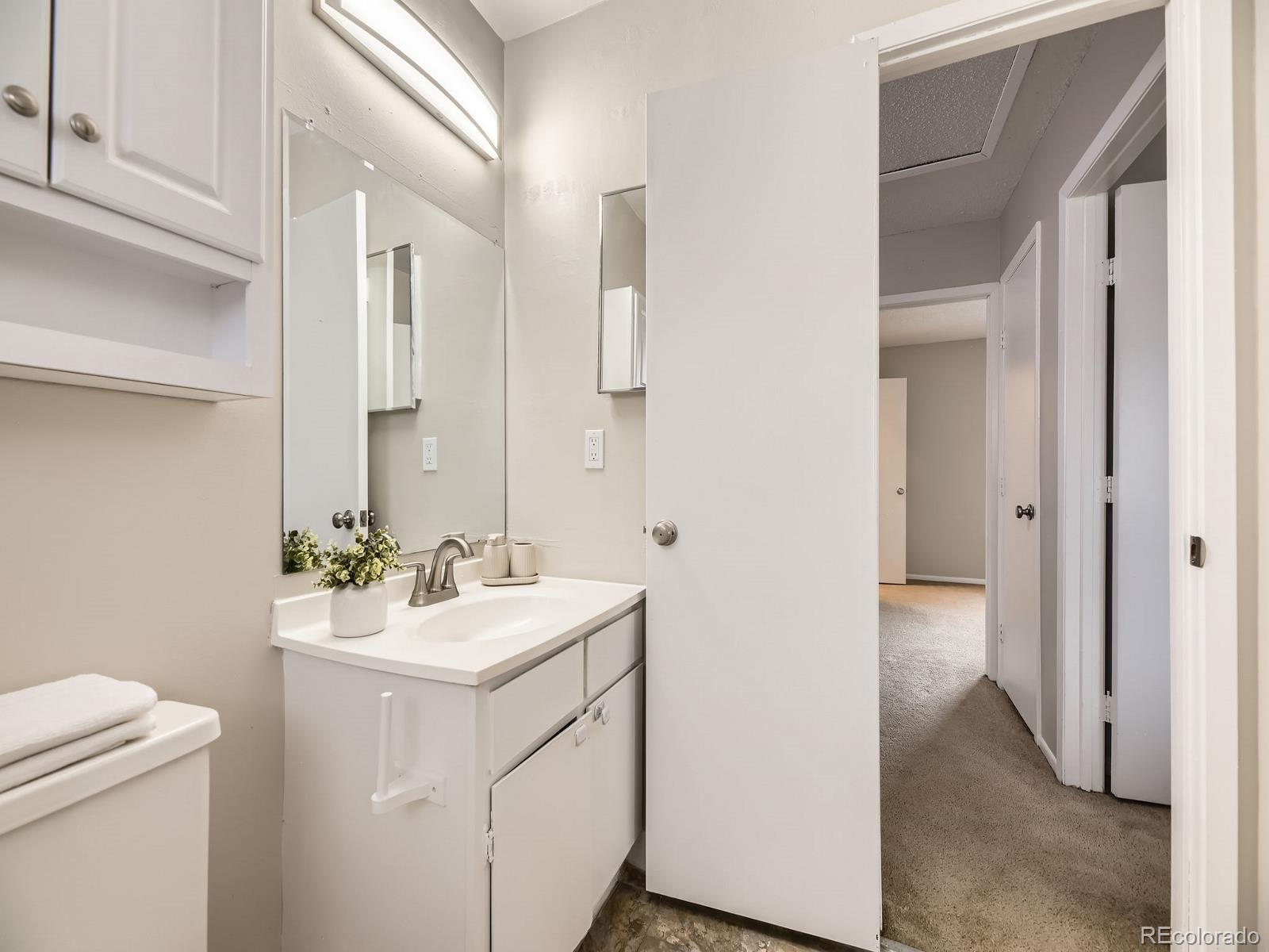 MLS Image #16 for 1932 s oswego way,aurora, Colorado
