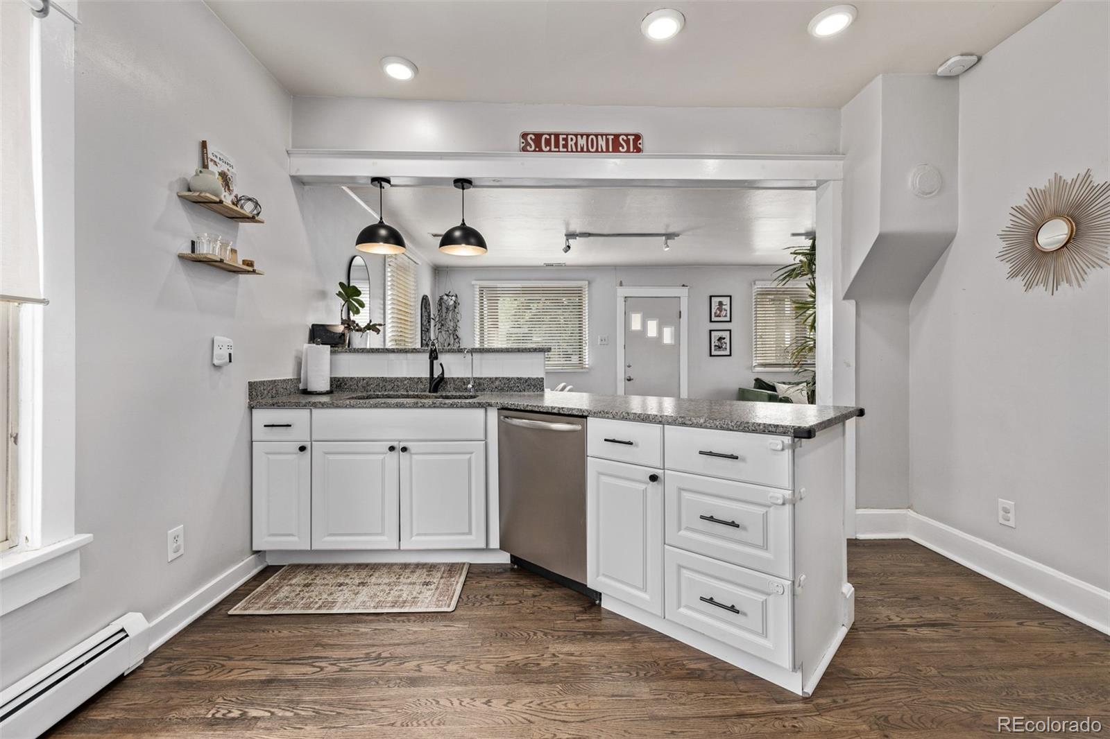 MLS Image #16 for 3464 s downing street,englewood, Colorado