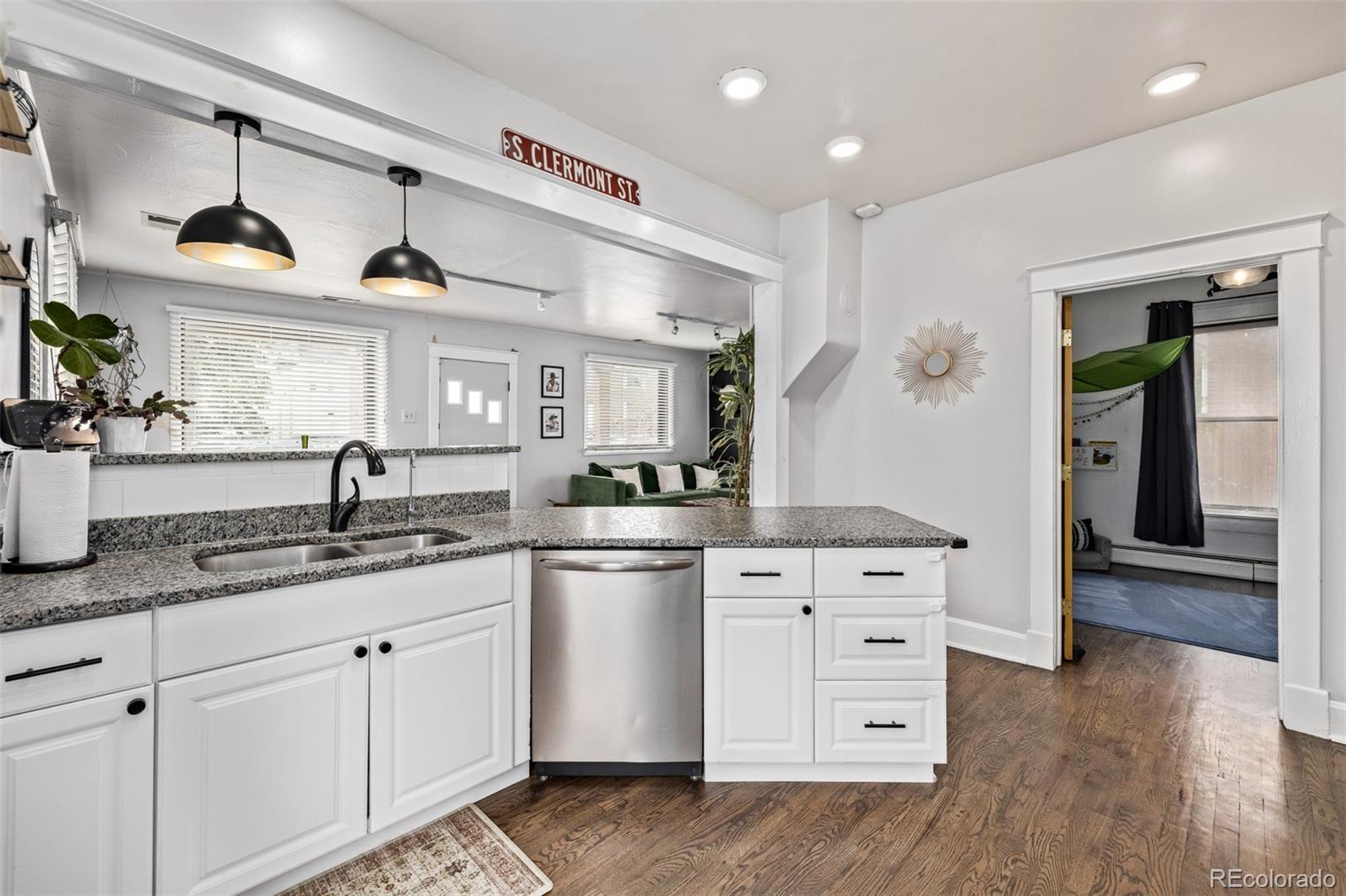 MLS Image #17 for 3464 s downing street,englewood, Colorado