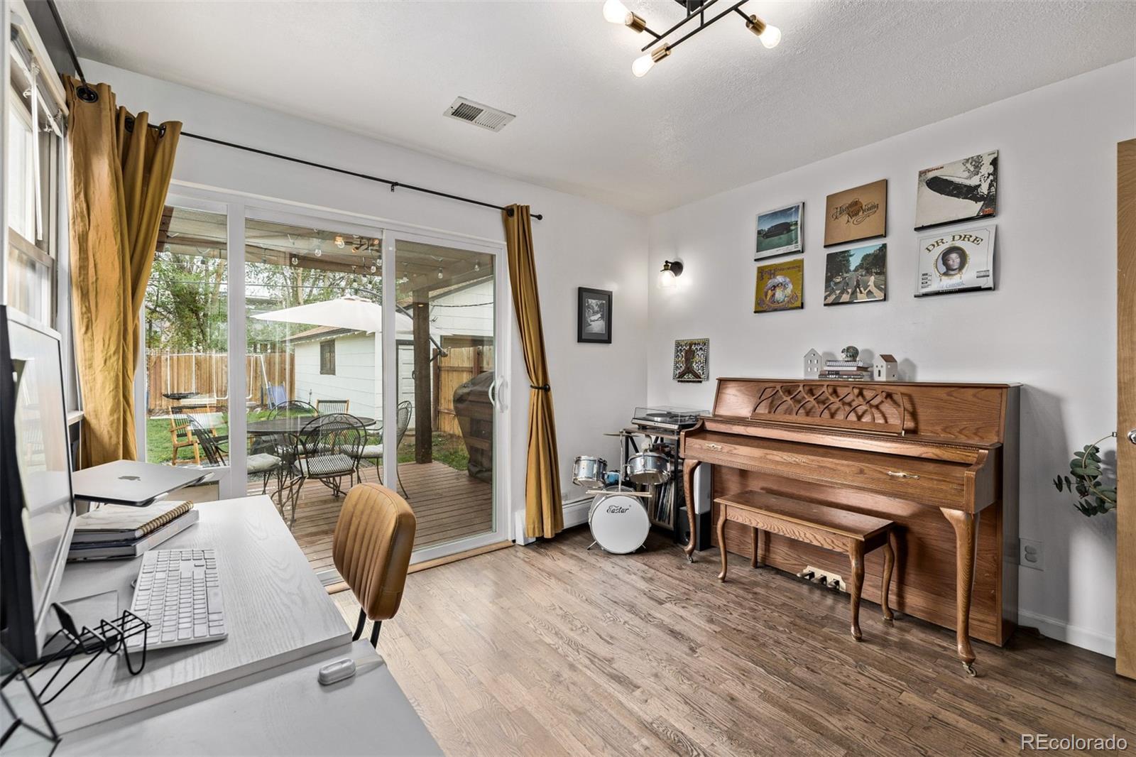 MLS Image #23 for 3464 s downing street,englewood, Colorado