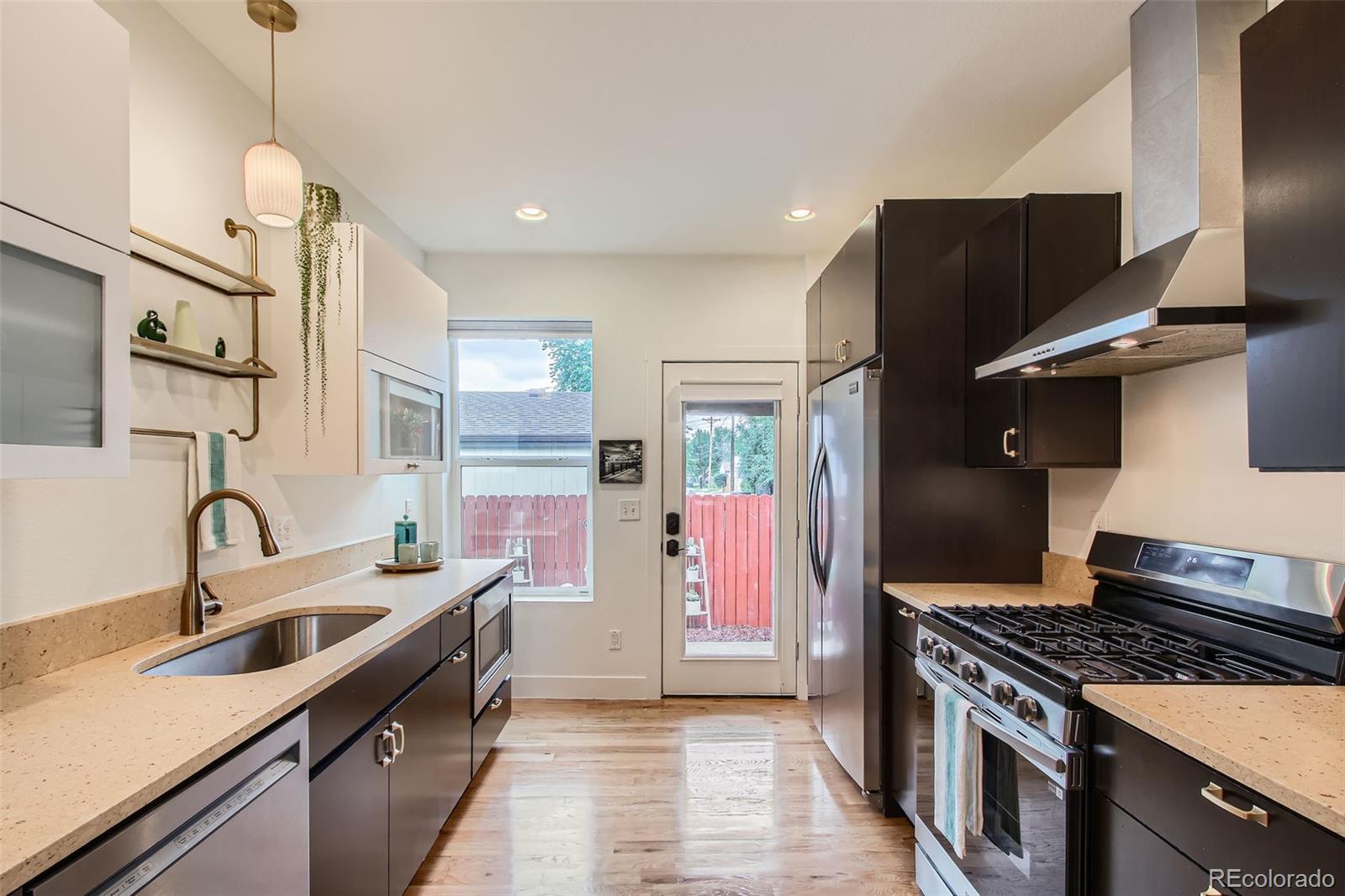 MLS Image #7 for 1217 e 26th avenue,denver, Colorado