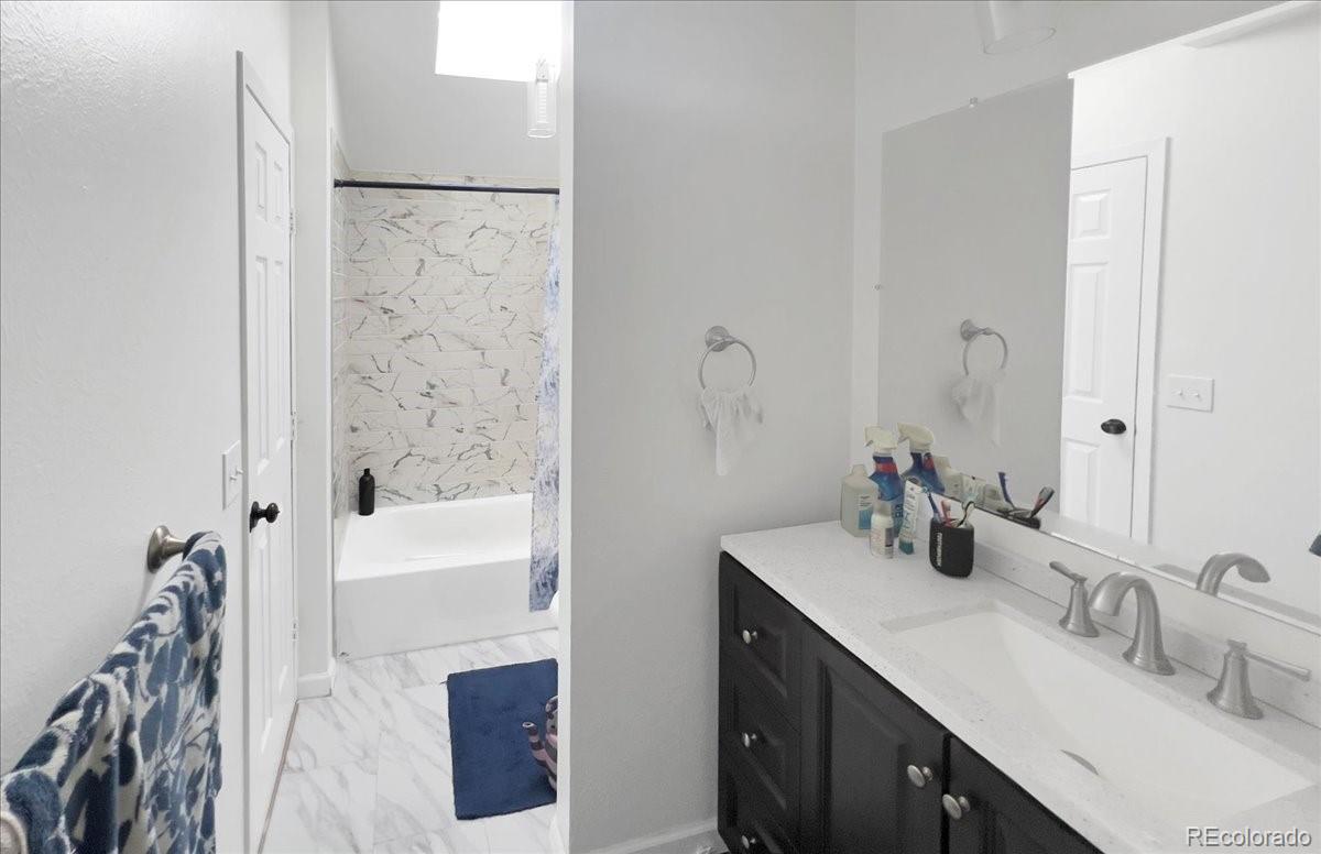 MLS Image #6 for 3782 s genoa circle,aurora, Colorado