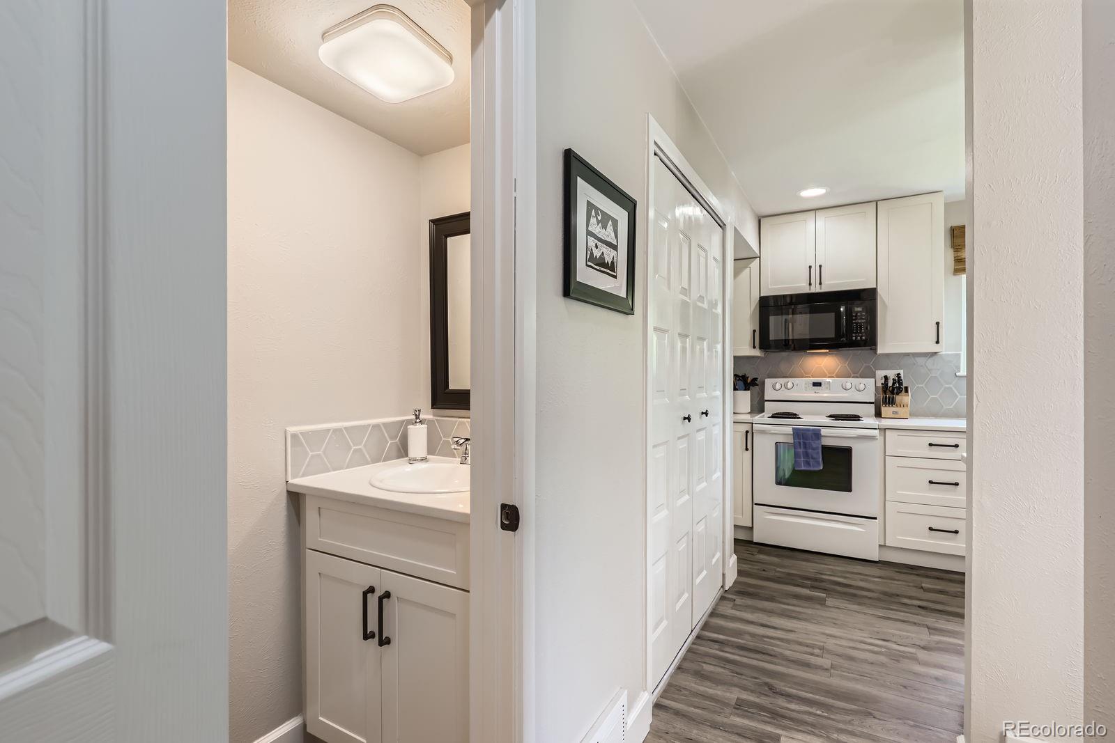 MLS Image #10 for 15976 e radcliff place,aurora, Colorado